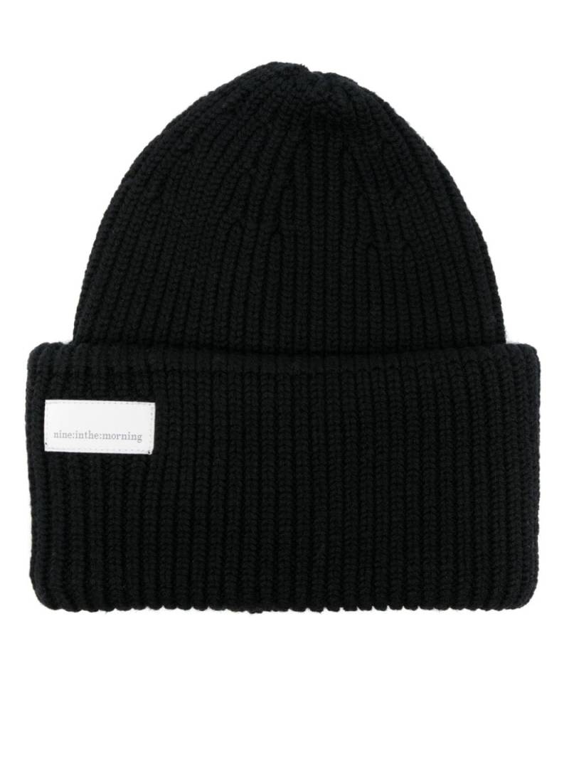 Nine In The Morning Umi beanie - Black von Nine In The Morning