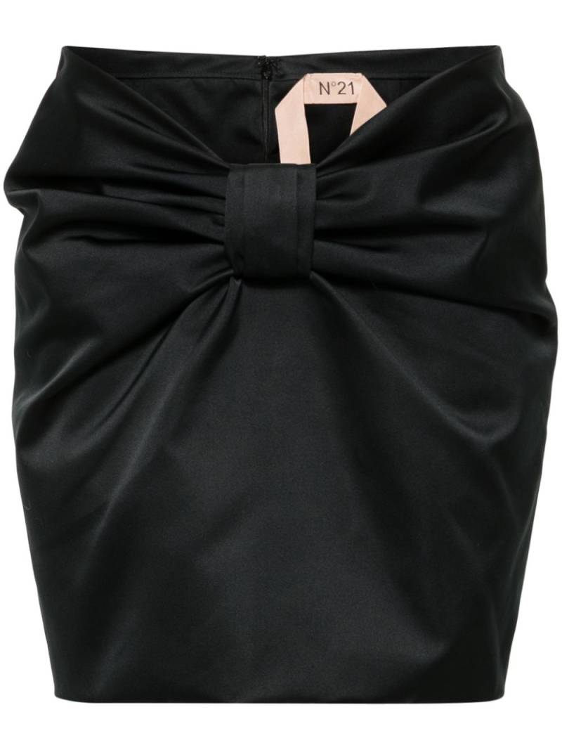 Nº21 gathered satin mini skirt - Black von Nº21