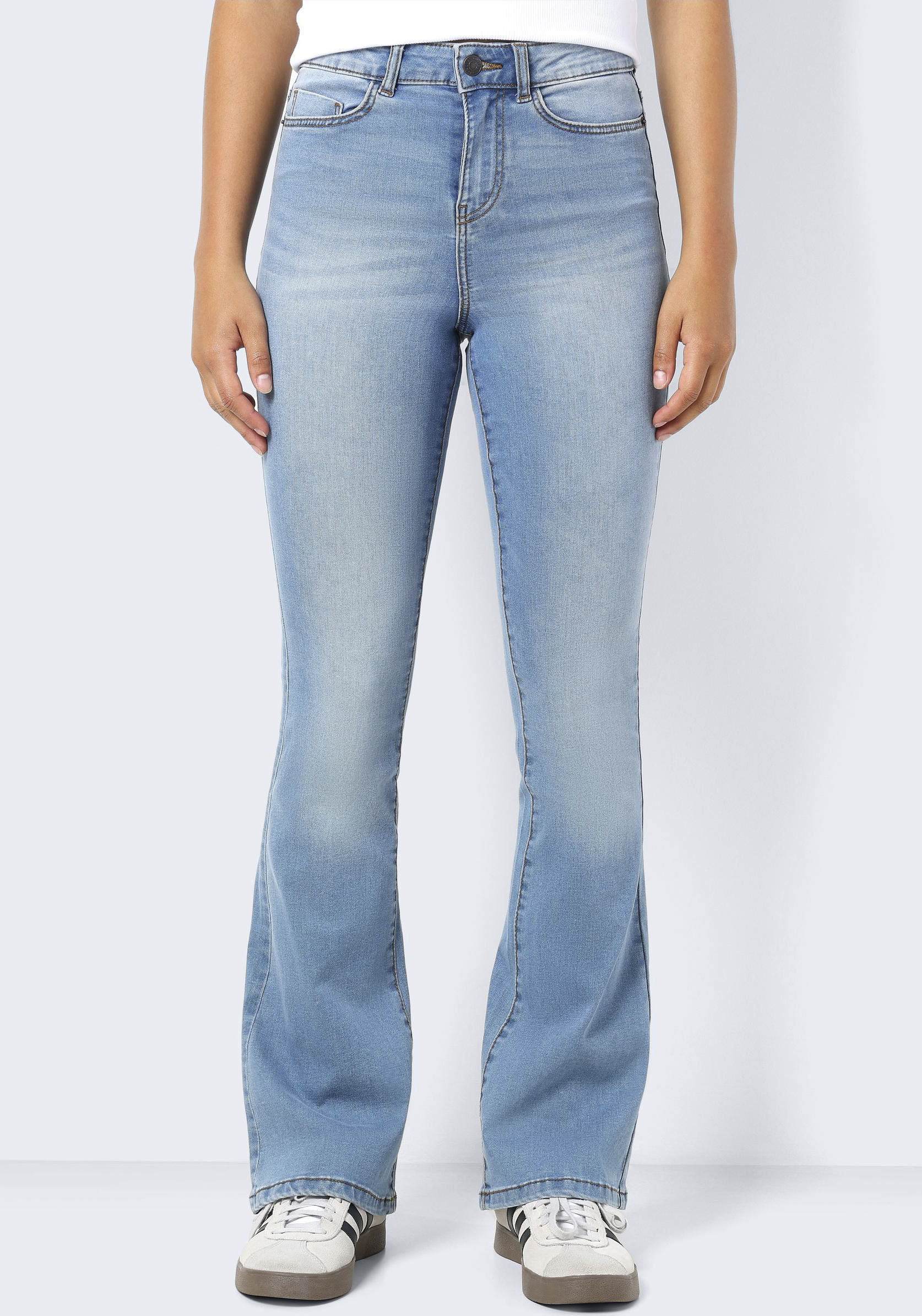 Noisy may Bootcut-Jeans »NMSALLIE HW FLARE JEANS VI162LB NOOS« von Noisy may