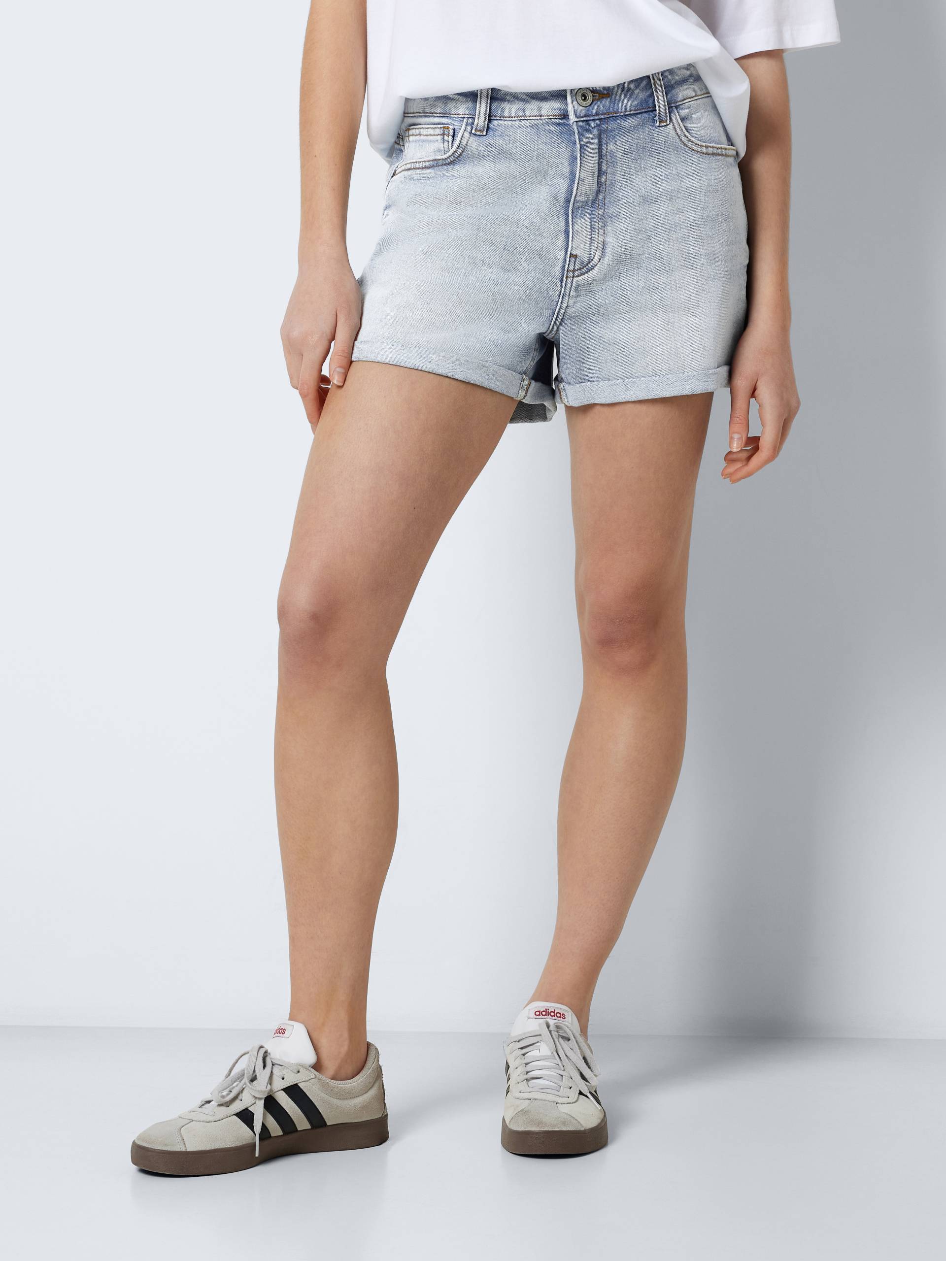 Noisy may Jeansshorts »NMMONI HW DNM SHORTS AZ359LB NOOS« Noisy may Jeansshorts »NMMONI HW DNM SHORTS AZ359LB NOOS« von Noisy may