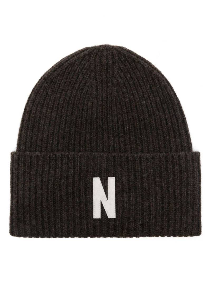 Norse Projects logo-patch beanie hat - Brown von Norse Projects