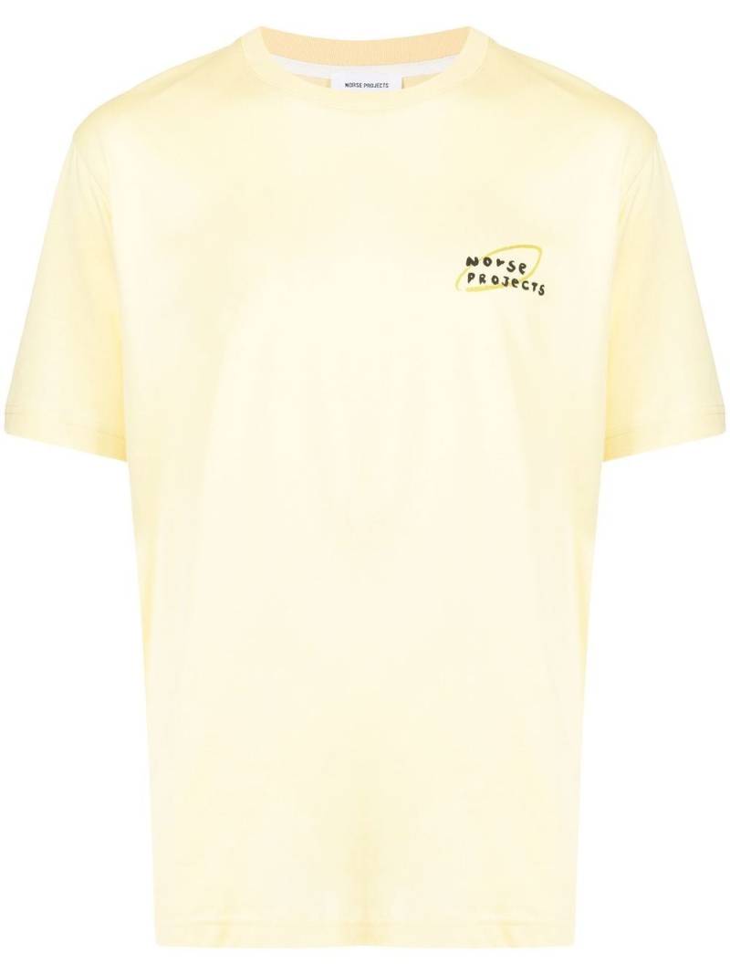 Norse Projects x Mayumi logo-print T-Shirt - Yellow von Norse Projects