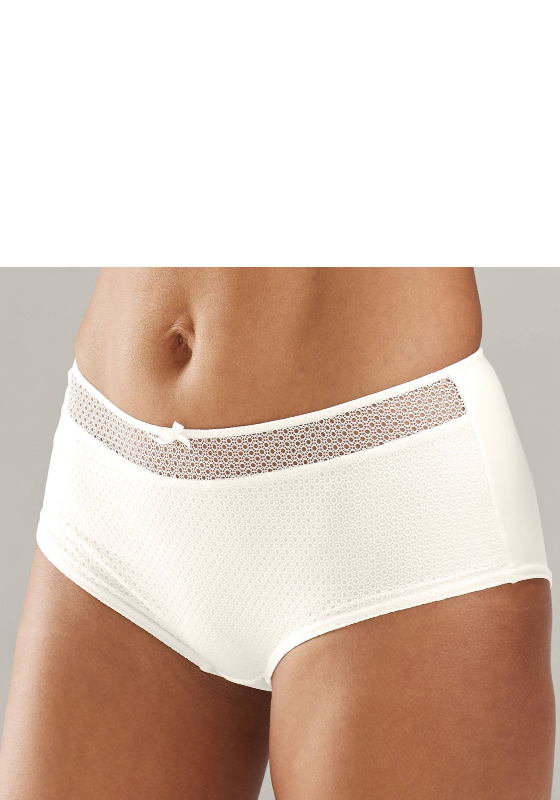 Nuance Panty, mit feiner Zierschleife und Schmuckaccessoire von Nuance