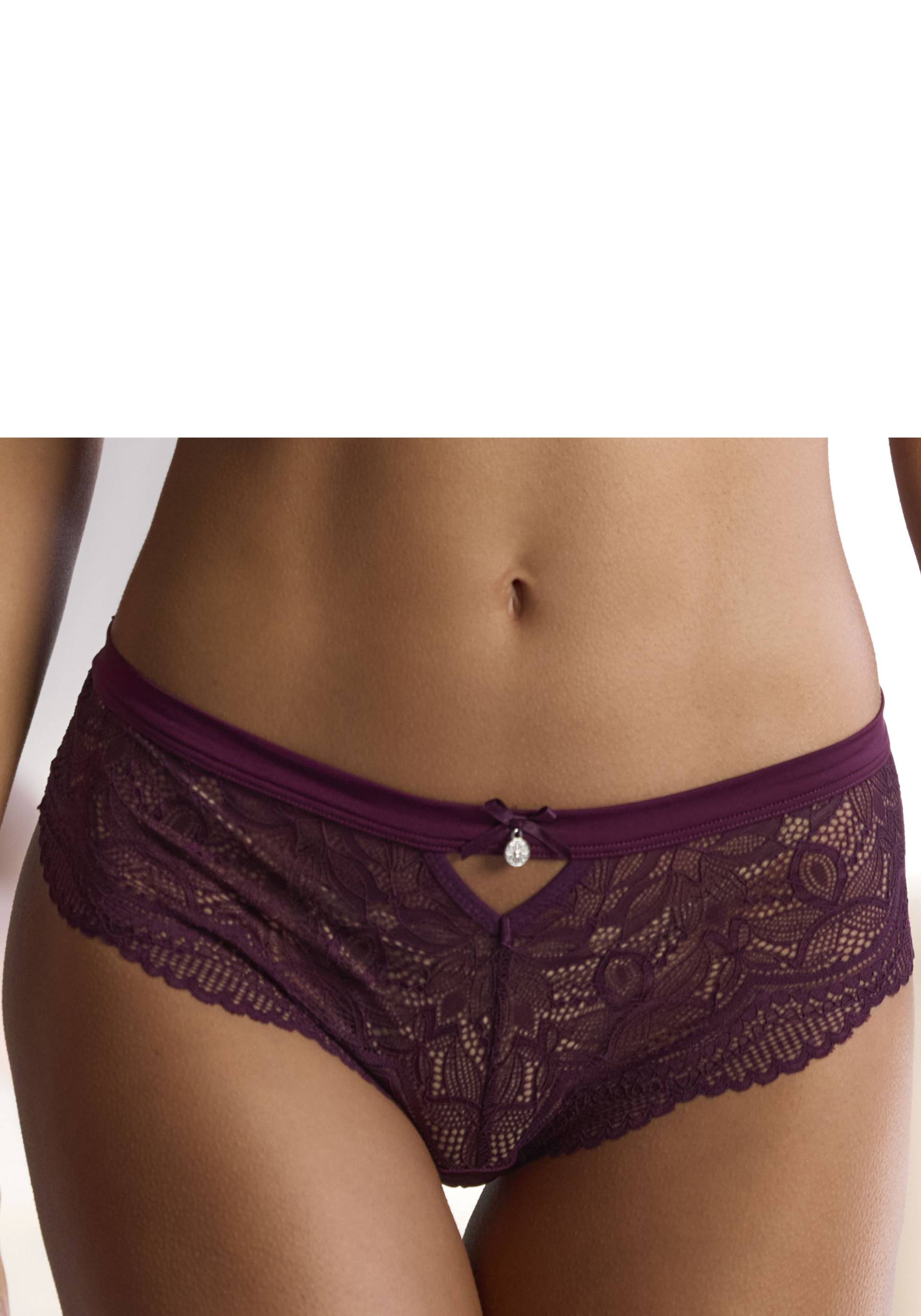 Nuance Panty »Vivianna«, rundherum aus transparenter Spitze Nuance Panty »Vivianna«, rundherum aus transparenter Spitze von Nuance