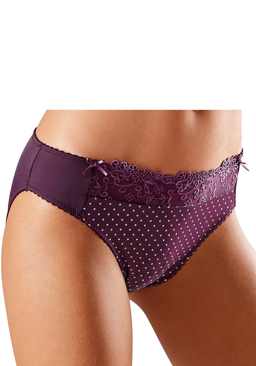Nuance Slip, in bequemer Basic-Schnittform Nuance Slip, in bequemer Basic-Schnittform von Nuance