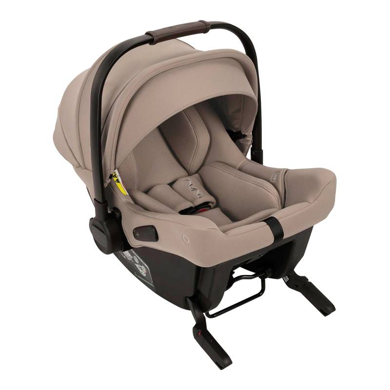 Babyschale PIPA urbn mit integrierter Isofix-Basis von Nuna