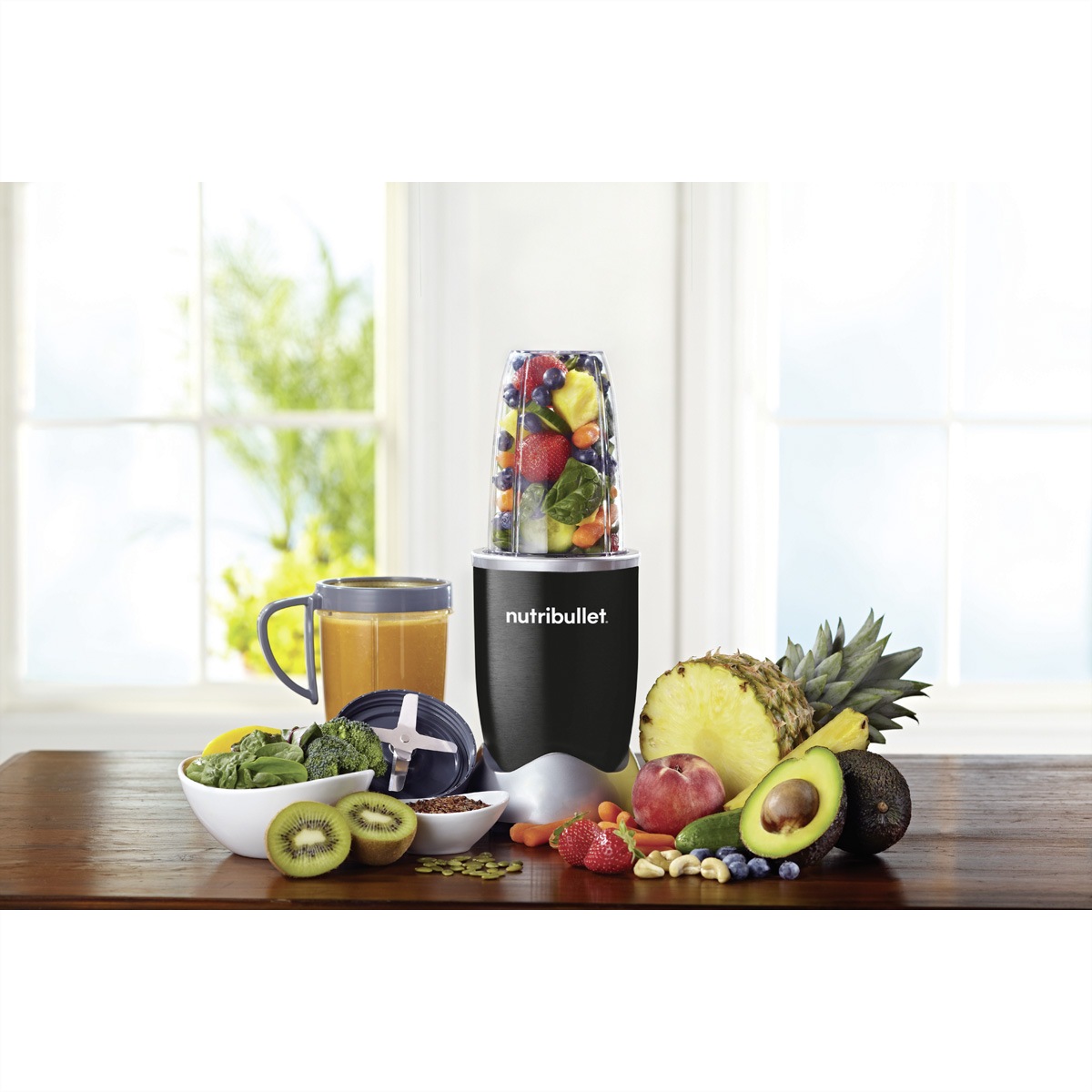 nutribullet Elektrisches Rührwerk »Nutribullet Nährstoffextraktor 900W, schwarz, 12-teilig« von NutriBullet