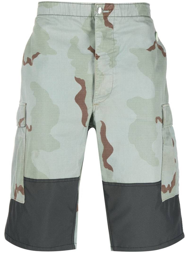 OAMC camouflage-pattern cargo shorts - Blue von OAMC