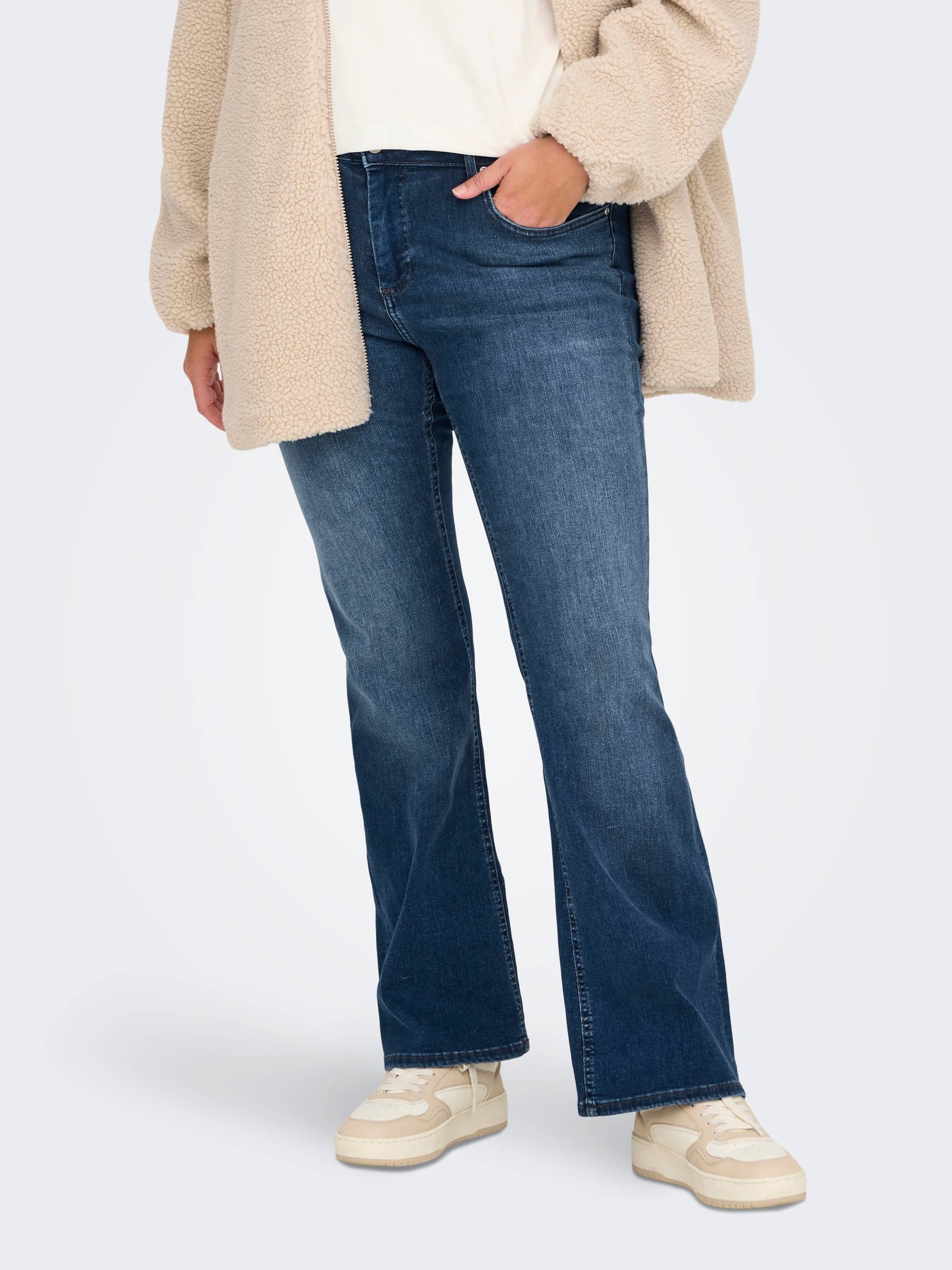 ONLY CARMAKOMA Bootcut-Jeans »CARWILLY HW FLARED DNM TAI021 NOOS« ONLY CARMAKOMA Bootcut-Jeans »CARWILLY HW FLARED DNM TAI021 NOOS« von ONLY CARMAKOMA