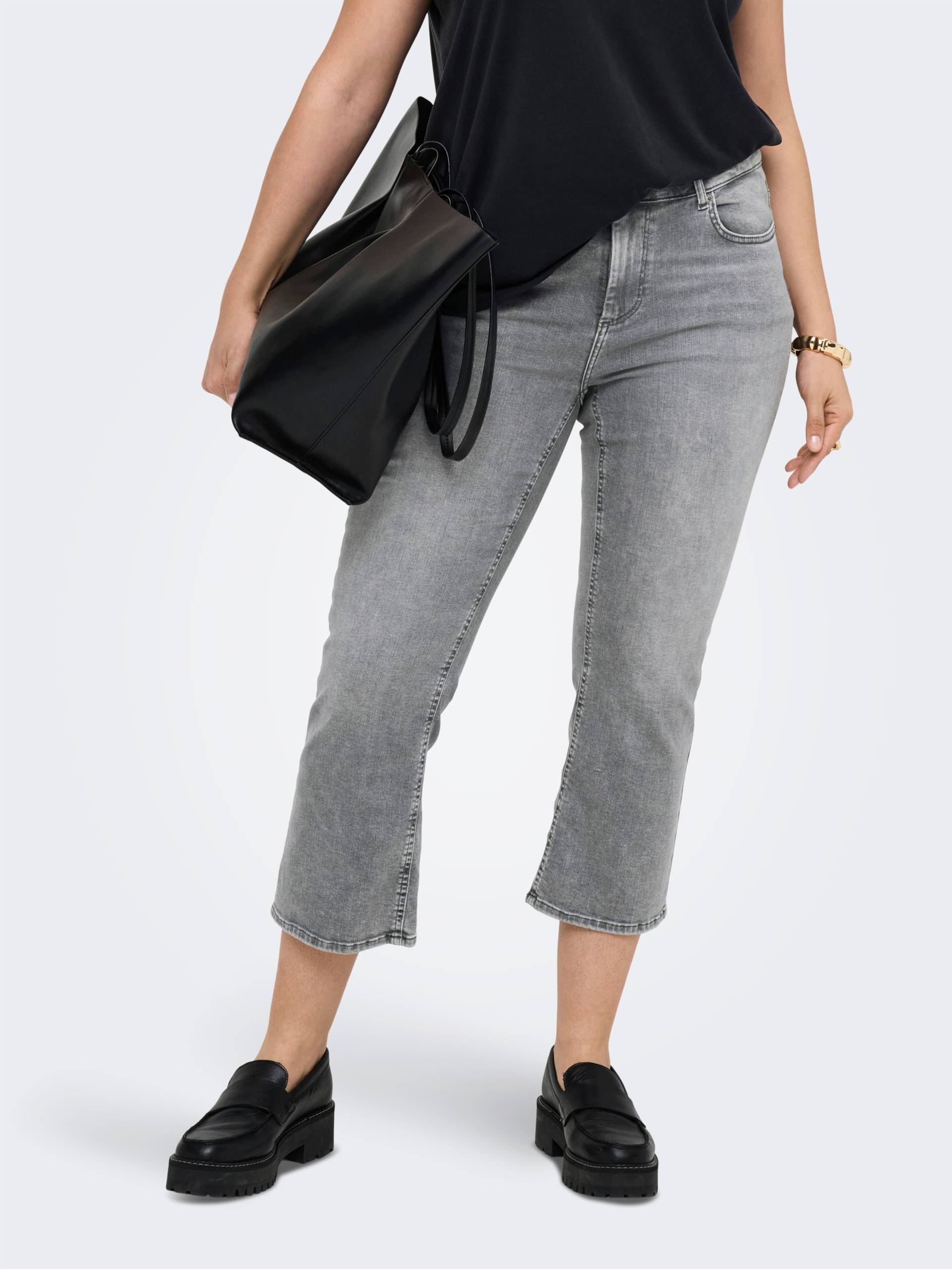 ONLY CARMAKOMA Caprijeans »CARWILLY REG SK CROPPED FLARE DNM TAI01« ONLY CARMAKOMA Caprijeans »CARWILLY REG SK CROPPED FLARE DNM TAI01« von ONLY CARMAKOMA