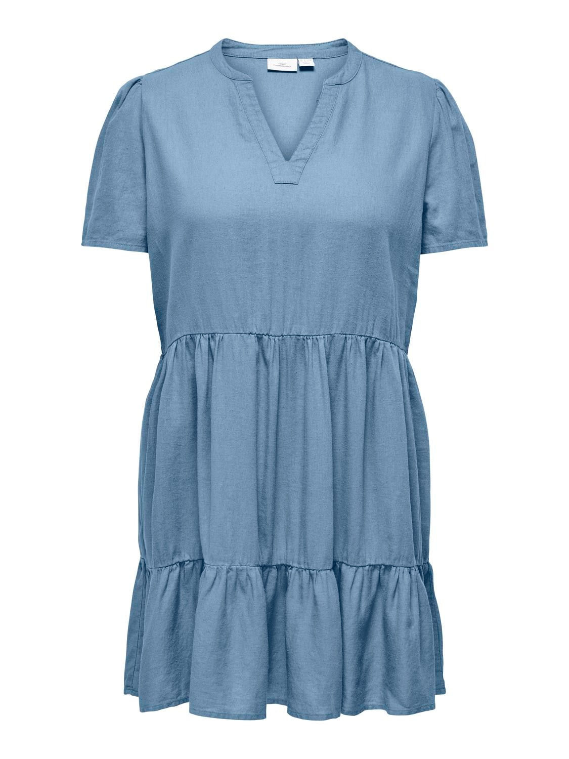ONLY CARMAKOMA Minikleid »CARTIRI-CARO S/S V-NECK LIN DRESS TLR«, mit Volant im Tunika Style ONLY CARMAKOMA Minikleid »CARTIRI-CARO S/S V-NECK LIN DRESS TLR«, mit Volant im Tunika Style von ONLY CARMAKOMA