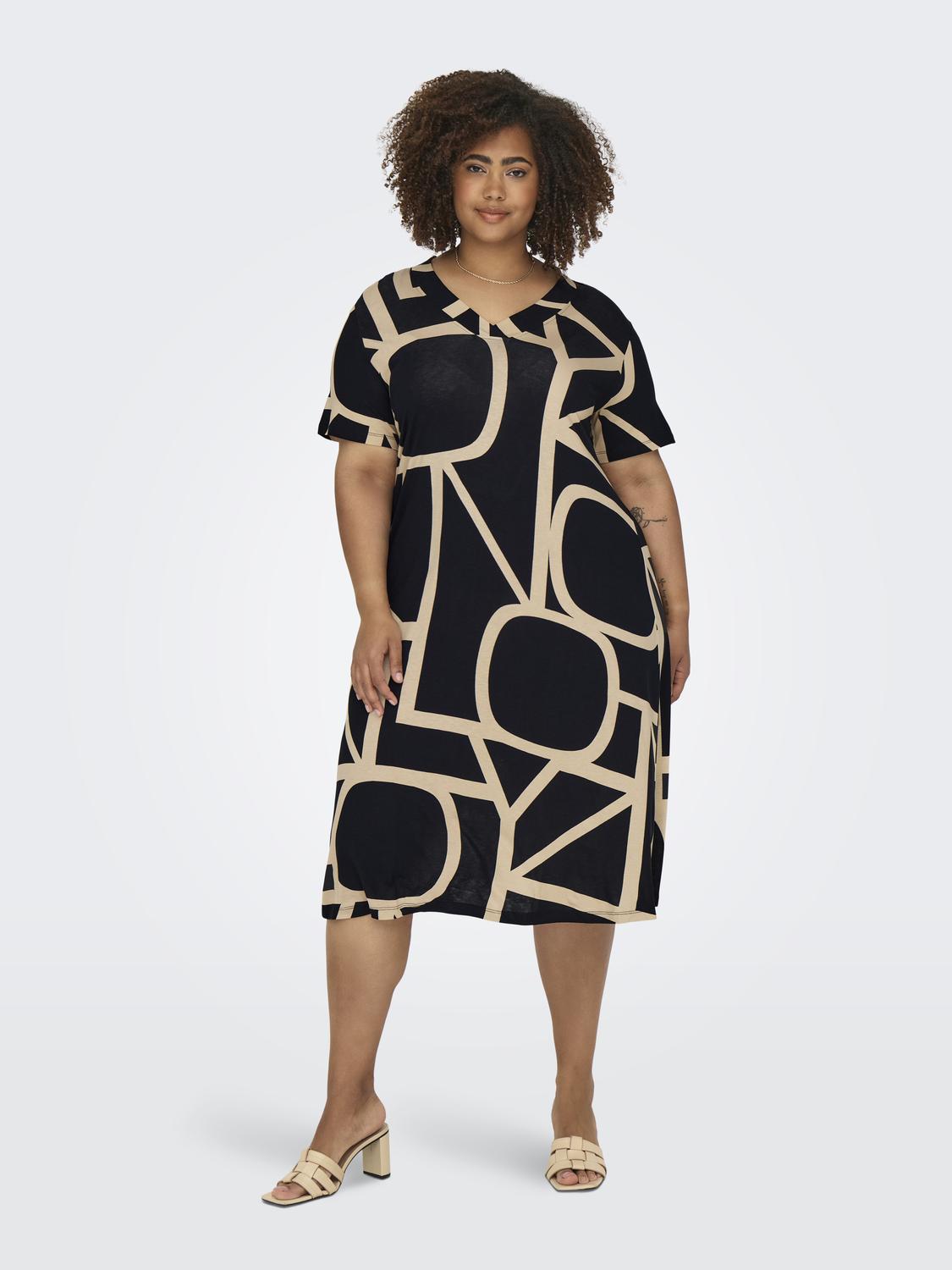 ONLY CARMAKOMA Shirtkleid »CARFYRLA LIFE S/S V-NCK BLK AOP DRE NOOS« ONLY CARMAKOMA Shirtkleid »CARFYRLA LIFE S/S V-NCK BLK AOP DRE NOOS« von ONLY CARMAKOMA