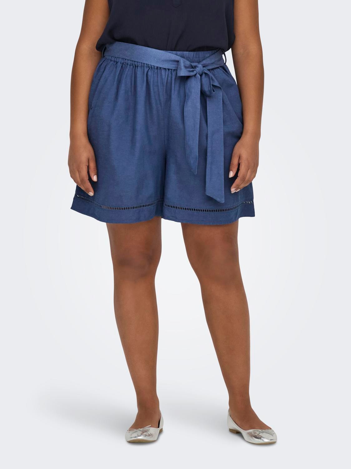 ONLY CARMAKOMA Shorts »CARJUPITER LIFE SHORTS WVN« ONLY CARMAKOMA Shorts »CARJUPITER LIFE SHORTS WVN« von ONLY CARMAKOMA