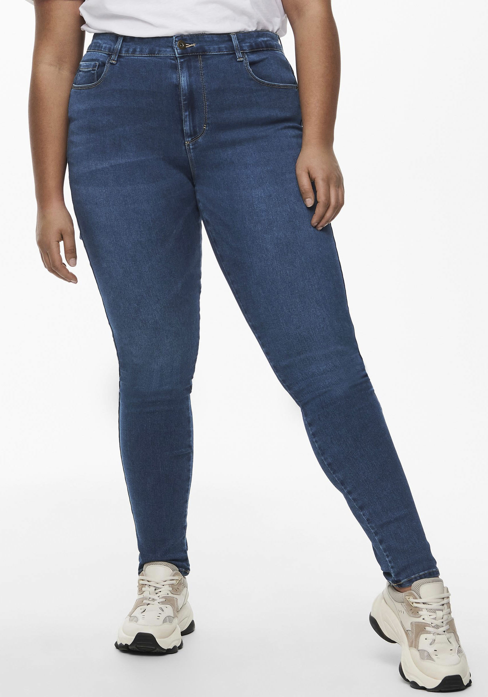 ONLY CARMAKOMA High-waist-Jeans »CARAUGUSTA HW SK DNM« ONLY CARMAKOMA High-waist-Jeans »CARAUGUSTA HW SK DNM« von ONLY CARMAKOMA