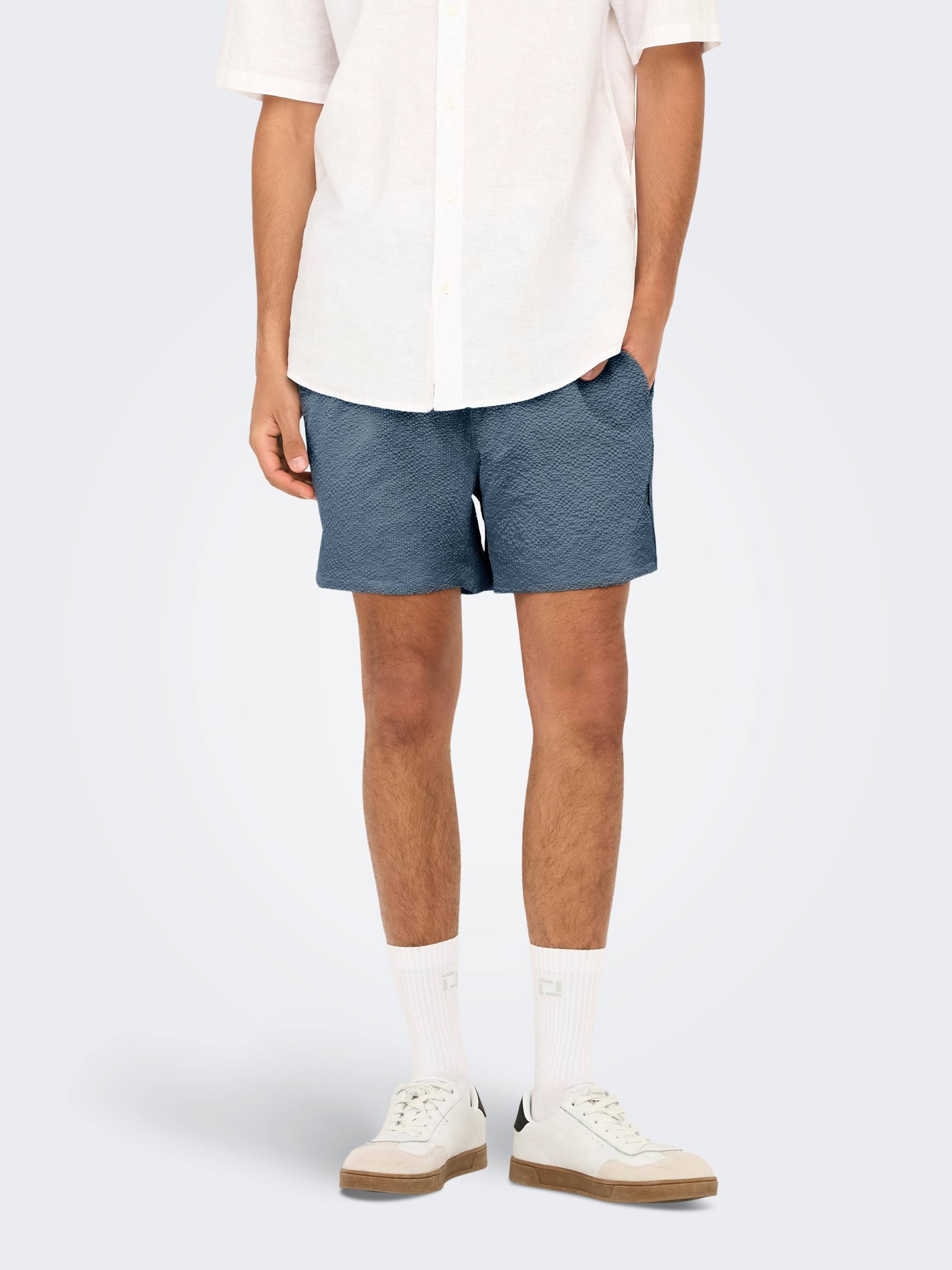 ONLY & SONS Badeshorts »ONSTED LIFE SOLID SEERSUCKER SWIM NOOS« ONLY & SONS Badeshorts »ONSTED LIFE SOLID SEERSUCKER SWIM NOOS« von ONLY & SONS