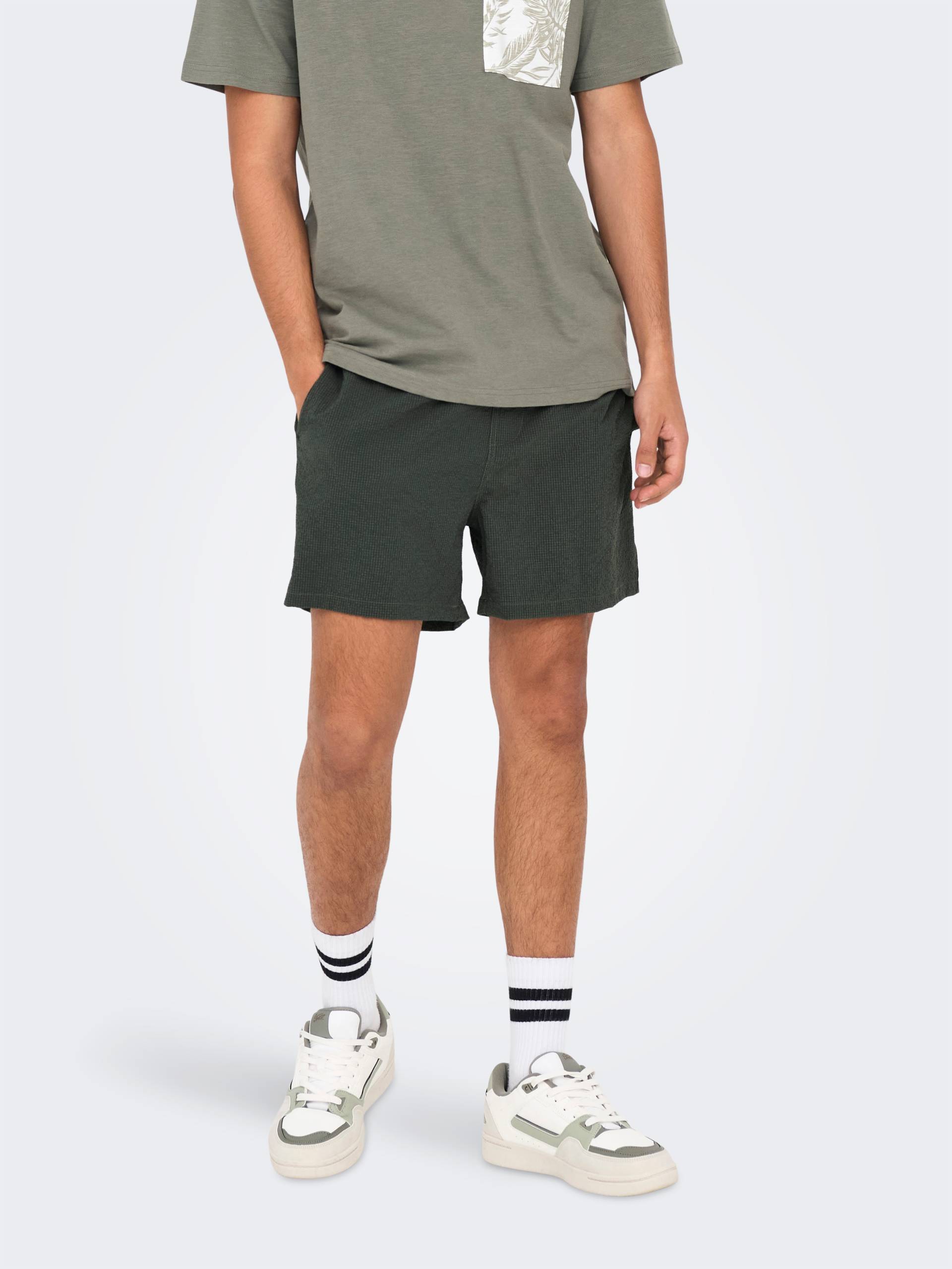 ONLY & SONS Badeshorts »ONSTED LIFE SOLID SEERSUCKER SWIM NOOS« ONLY & SONS Badeshorts »ONSTED LIFE SOLID SEERSUCKER SWIM NOOS« von ONLY & SONS