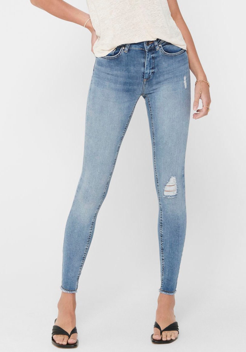 ONLY Ankle-Jeans »ONLBLUSH MID SK ANK RW REA333NOOS«, mit Destroyed Effekt von ONLY