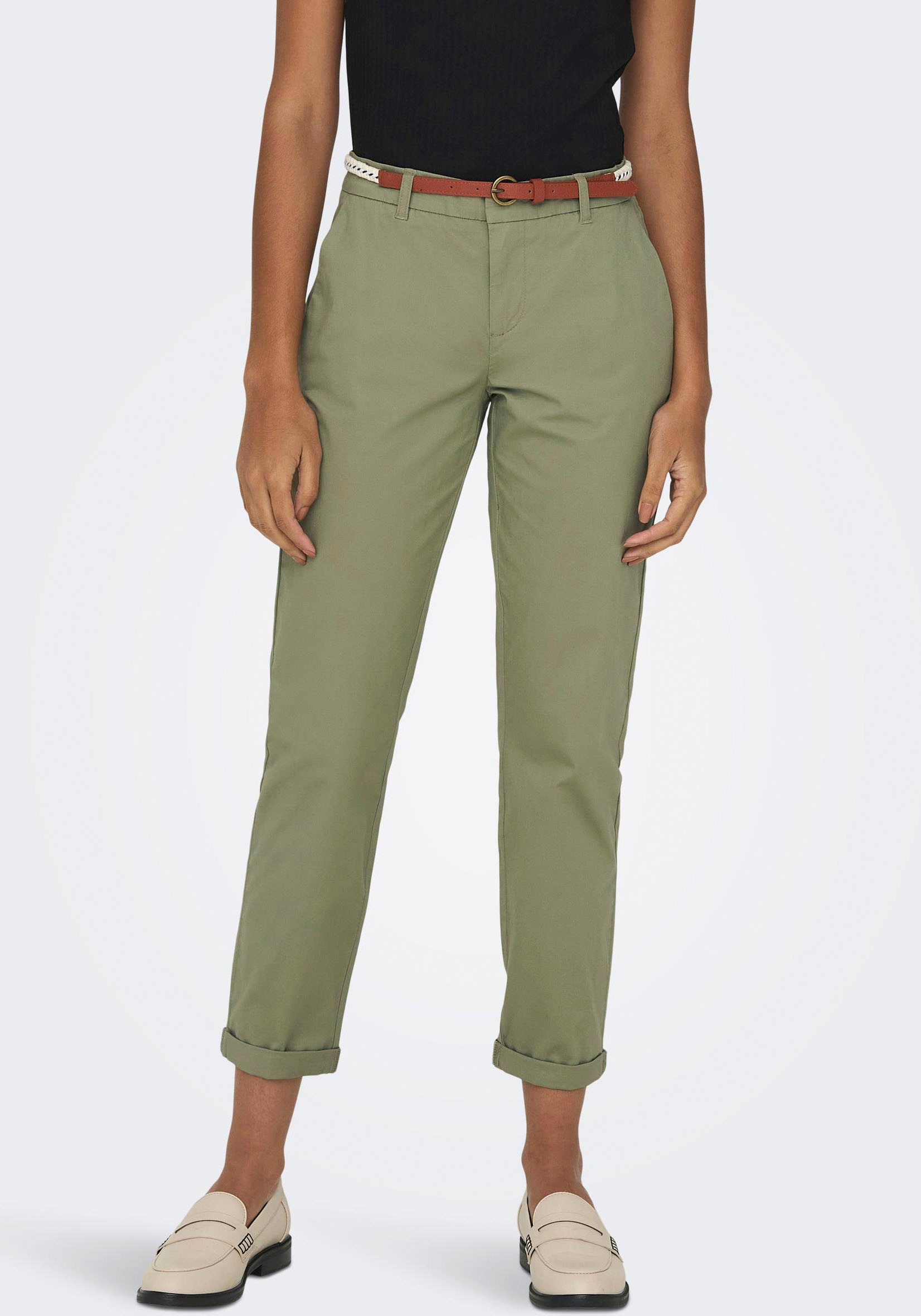 ONLY Chinohose »ONLBIANA COTTON BELT CHINO CC PNT«, knöchellange Form mit Umschlagsaum ONLY Chinohose »ONLBIANA COTTON BELT CHINO CC PNT«, knöchellange Form mit Umschlagsaum von ONLY