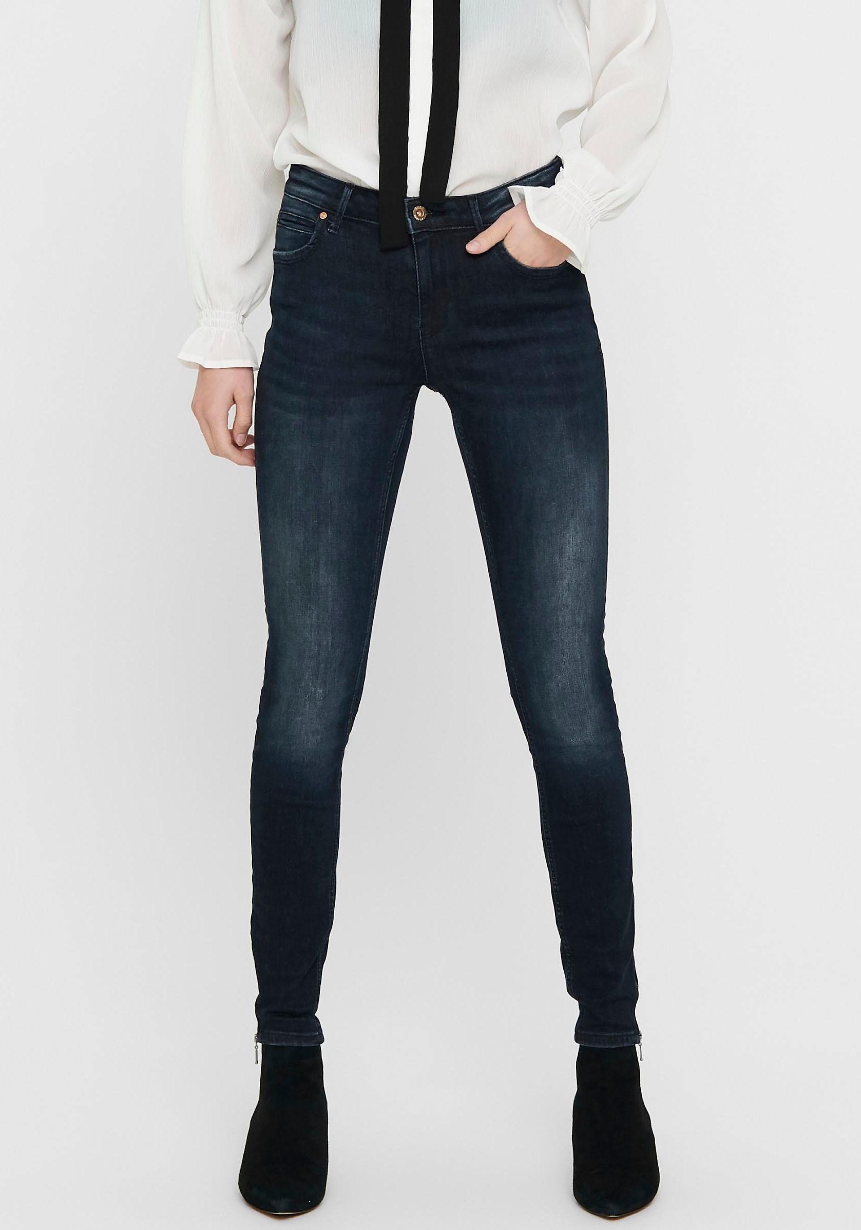ONLY Skinny-fit-Jeans »ONLKENDELL LIFE REG SK ANKLE«, mit Zipper am Saum ONLY Skinny-fit-Jeans »ONLKENDELL LIFE REG SK ANKLE«, mit Zipper am Saum von ONLY