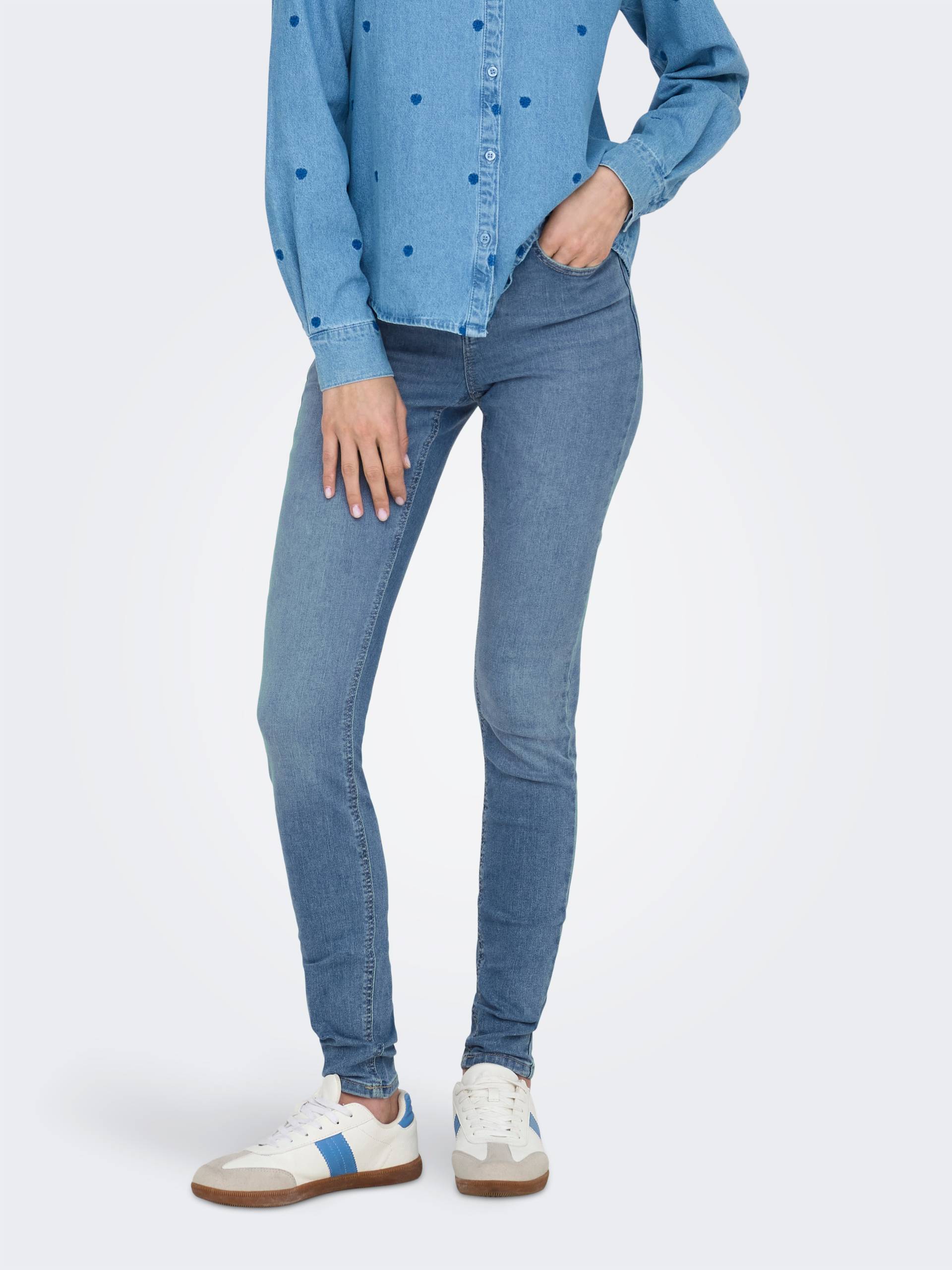 ONLY Skinny-fit-Jeans »ONLWAUW MID WAIST SK VIS BUT DNM« von ONLY