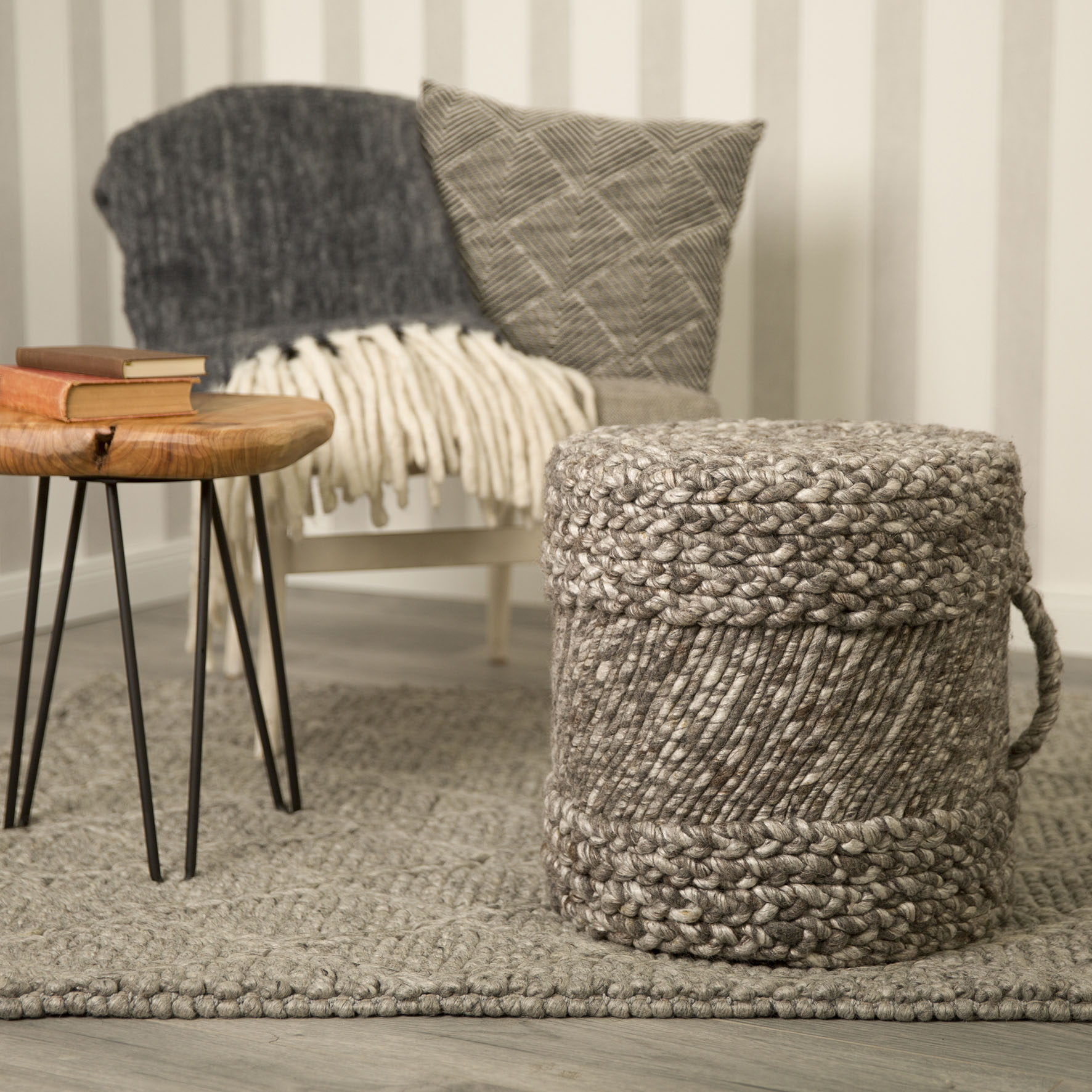 Obsession Sitzhocker »Hocker My Copa Pouf«, (1 St.), rund, Ø 40 cm, Höhe 40 cm, handgearbeitet, Wohnzimmer & Schlafzimmer Obsession Sitzhocker »Hocker My Copa Pouf«, (1 St.), rund, Ø 40 cm, Höhe 40 cm, handgearbeitet, Wohnzimmer & Schlafzimmer von Obsession