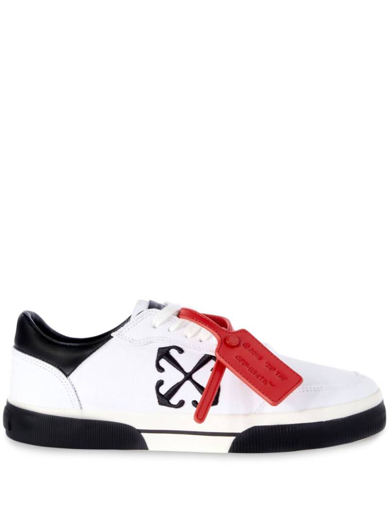 Off-White Low Vulcanized canvas sneakers von Off-White