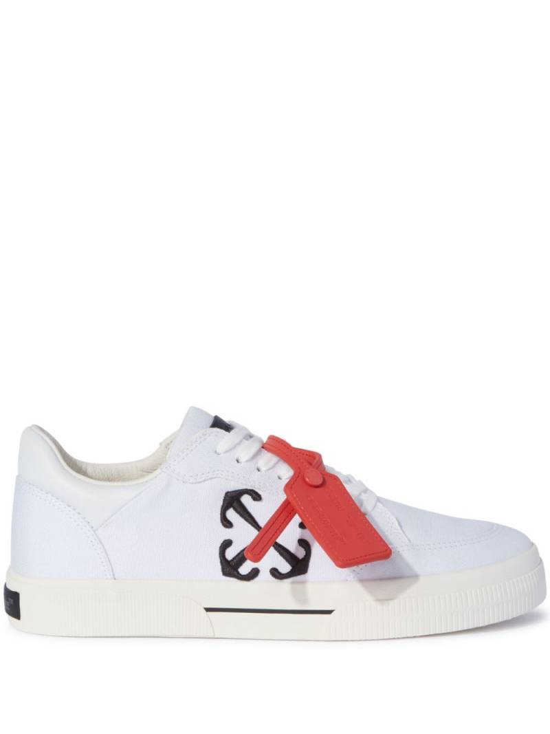 Off-White New Low Vulcanized canvas sneakers von Off-White