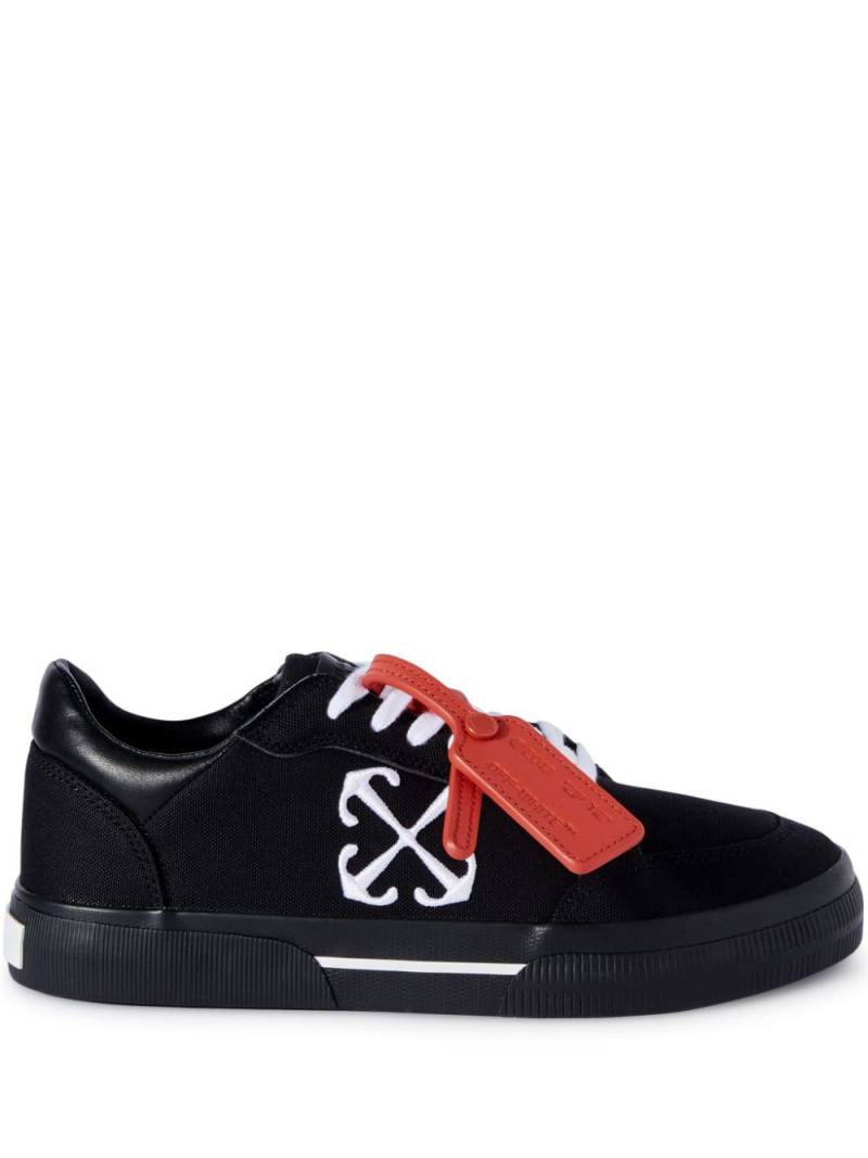 Off-White New Low Vulcanized sneakers - Black von Off-White