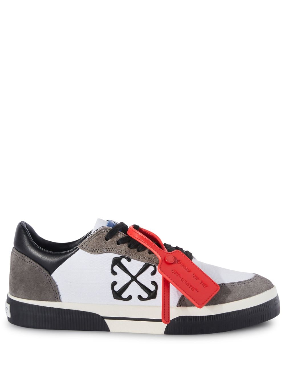 Off-White New Low Vulcanized sneakers von Off-White