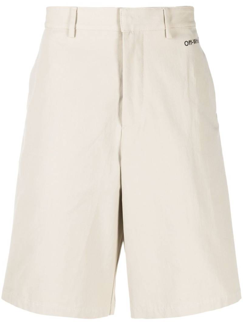 Off-White Arrows-print bermuda shorts - Neutrals von Off-White