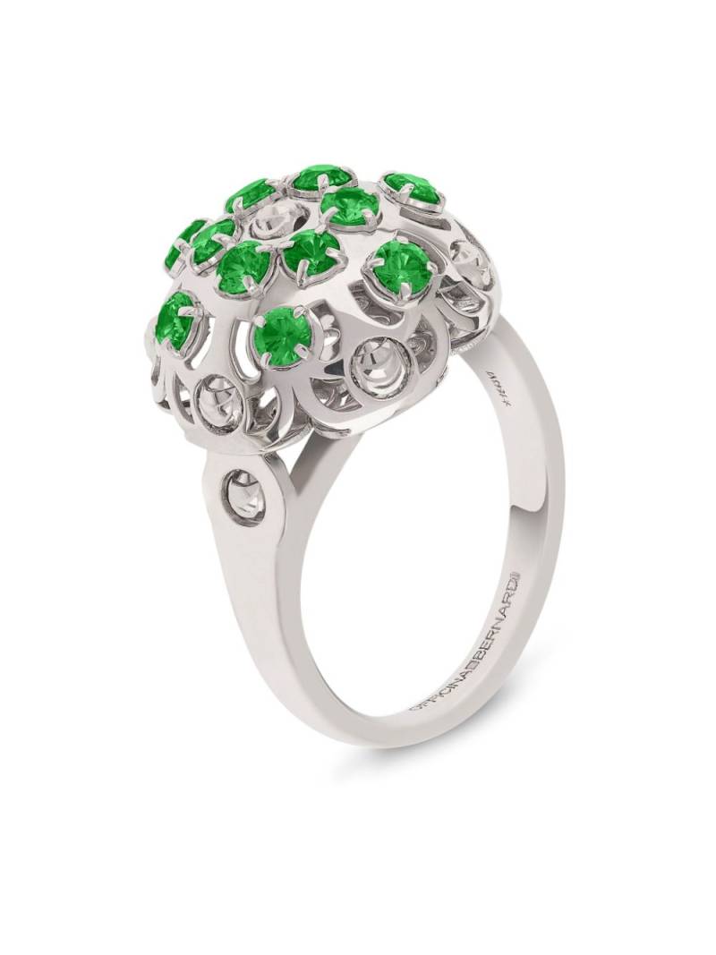 Officina Bernardi 18kt white gold Damasco emerald ring - Silver von Officina Bernardi