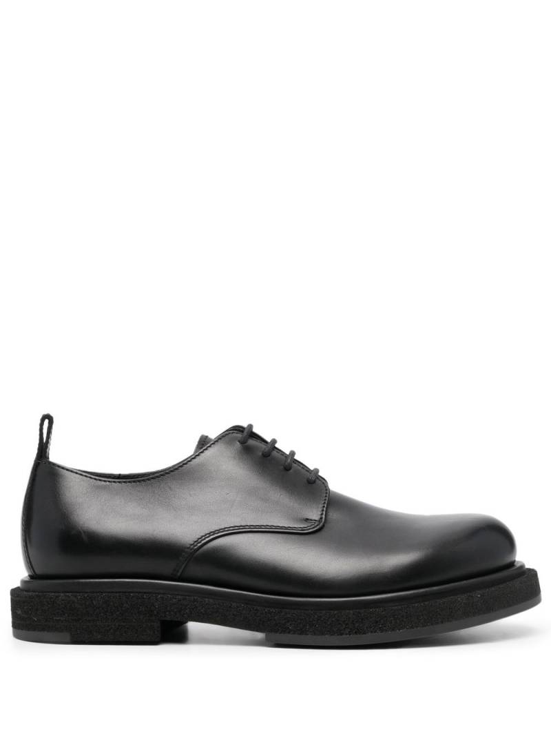 Officine Creative Tonal leather derby shoes - Black von Officine Creative