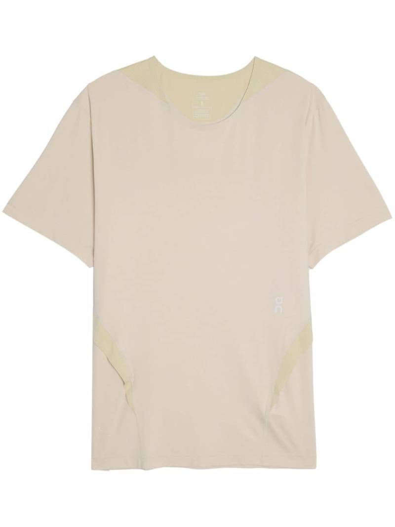 On Running Running-T PAF T-shirt - Neutrals von On Running