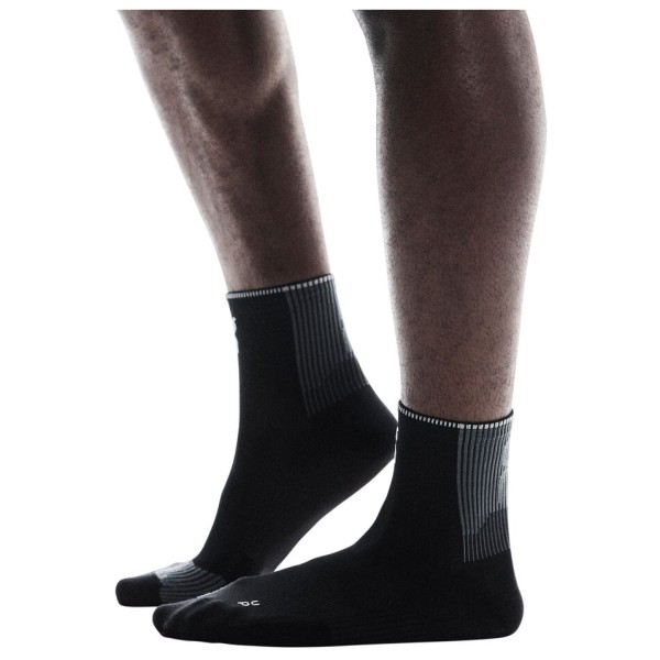 On - Performance Run Sock Mid - Laufsocken Gr M - EU: 43 - 46 schwarz von On