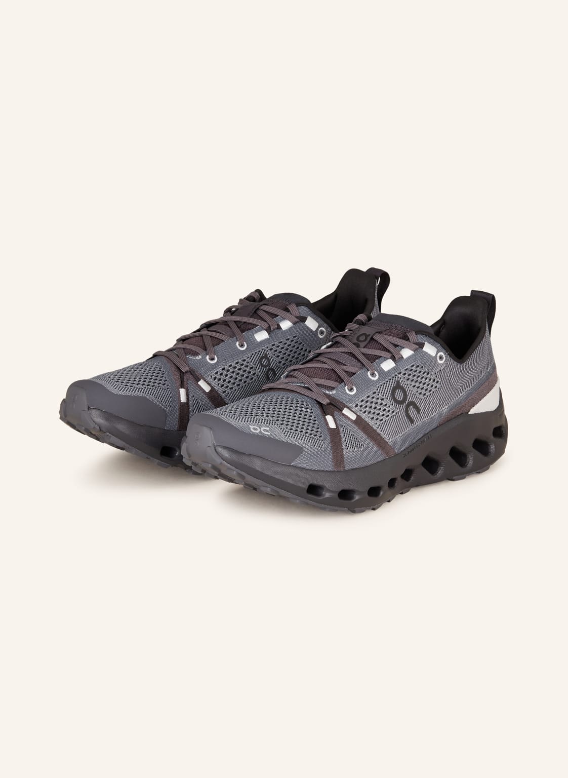 On Trailrunning-Schuhe Cloudsurfer Trail grau von On