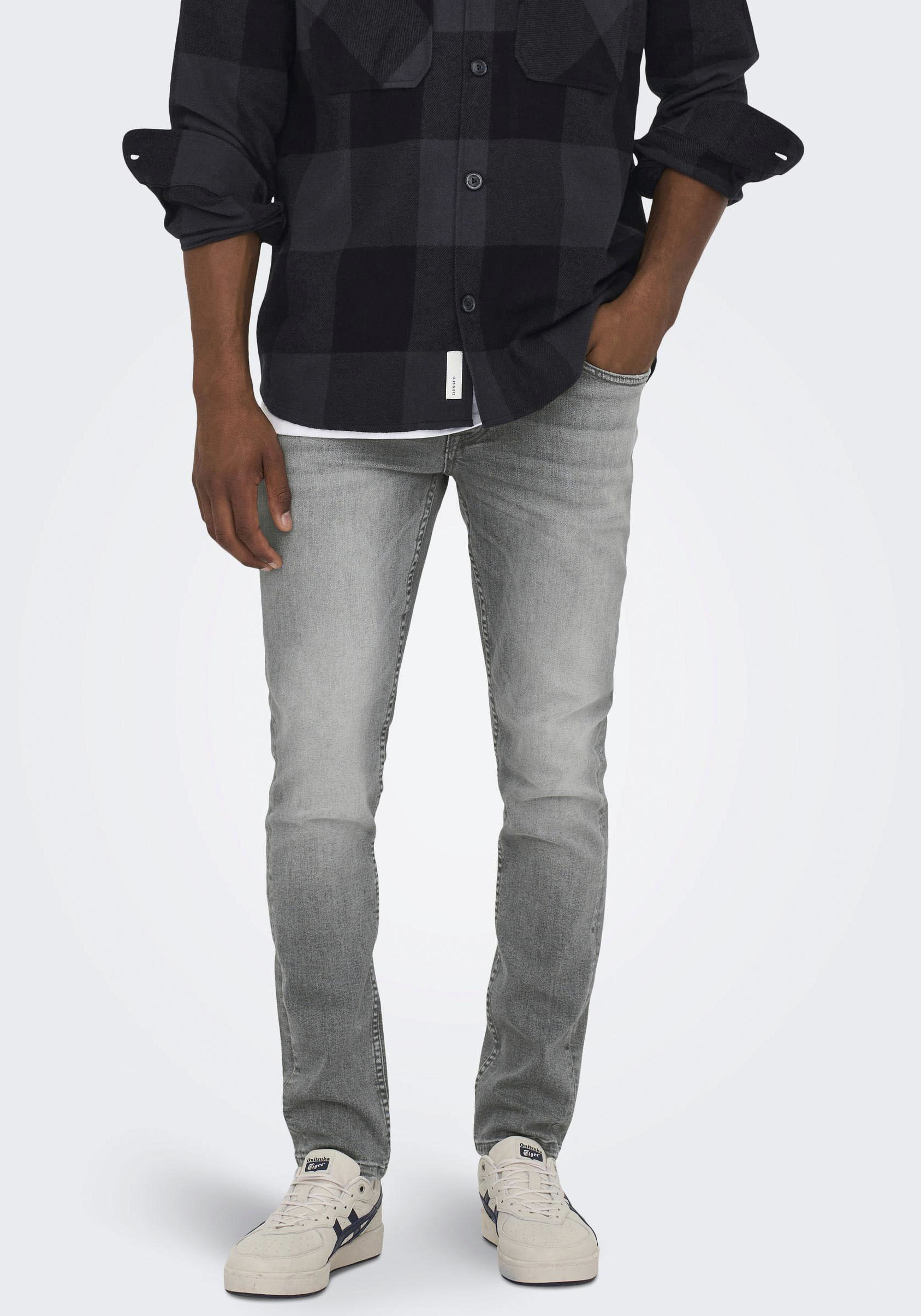 ONLY & SONS Slim-fit-Jeans »ONSLOOM SLIM LBD 8263 AZG DNM NOOS« ONLY & SONS Slim-fit-Jeans »ONSLOOM SLIM LBD 8263 AZG DNM NOOS« von Only & Sons