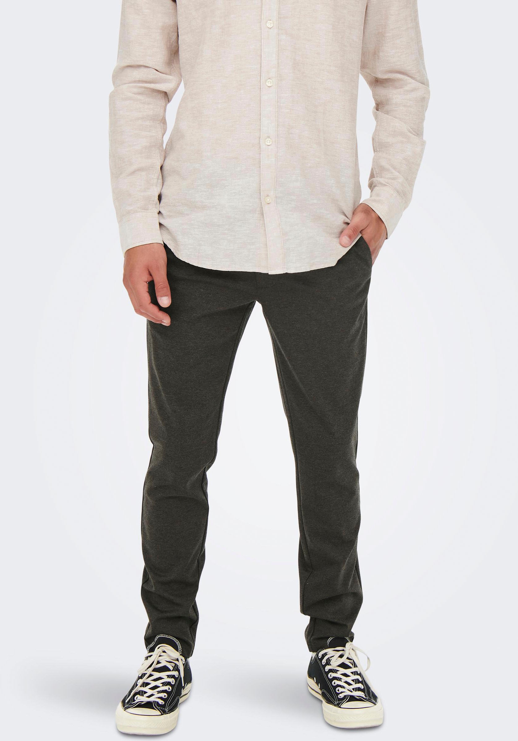 ONLY & SONS Stoffhose, mit leichtem Strukturmuster ONLY & SONS Stoffhose, mit leichtem Strukturmuster von Only & Sons