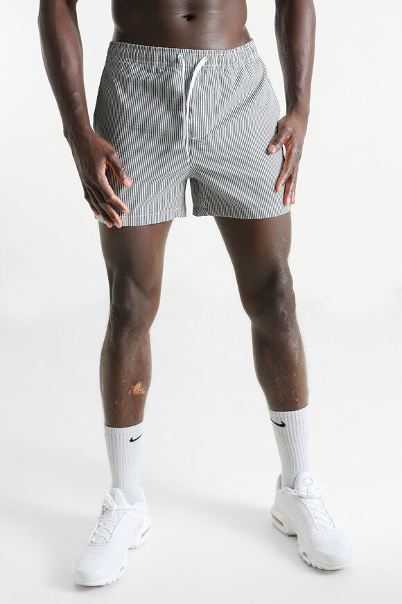 Only & Sons Ted Seersucker Badeshorts | Black + White | Herren | S Only & Sons Ted Seersucker Badeshorts | Black + White | Herren | S von Only & Sons
