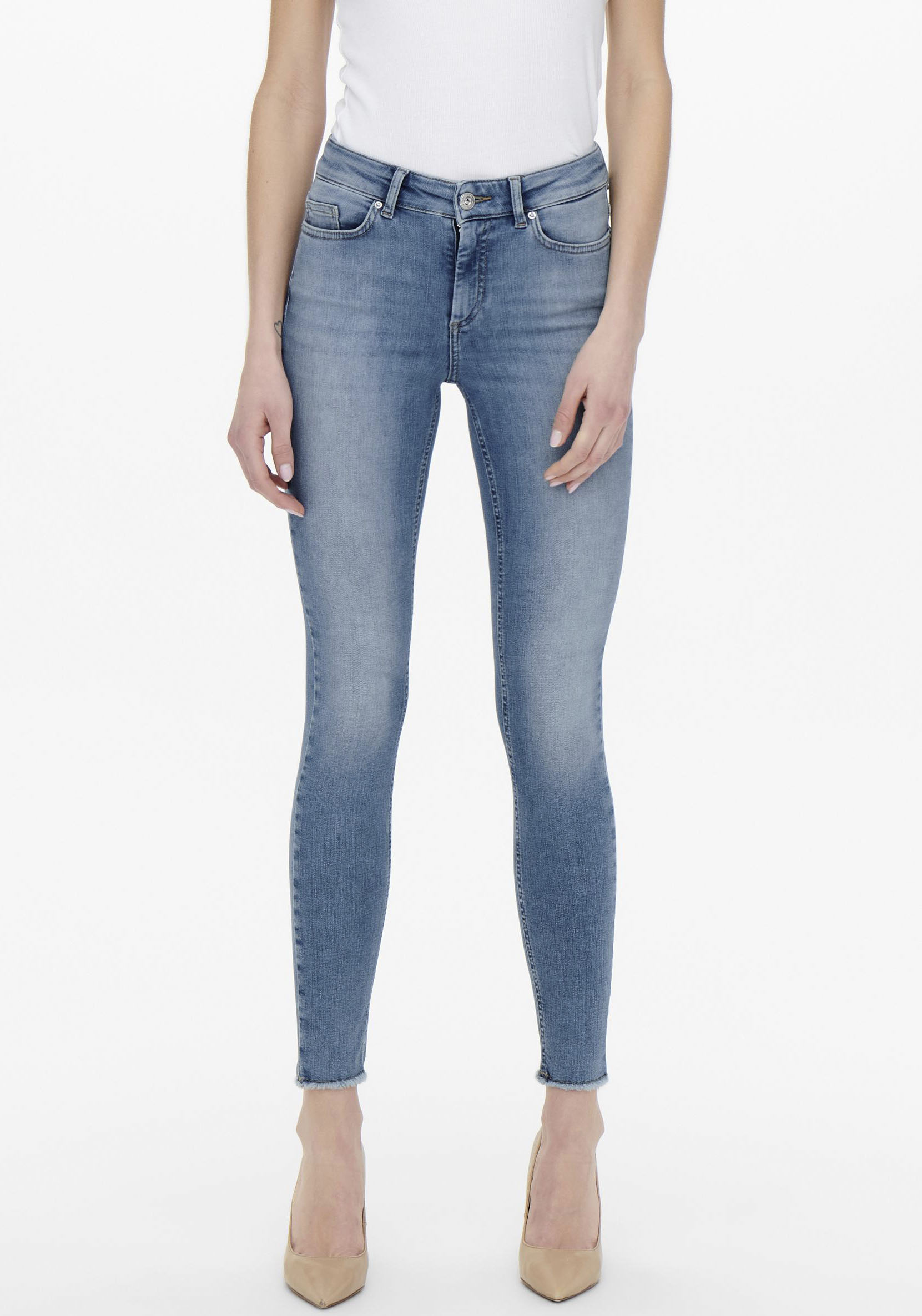 ONLY Ankle-Jeans »ONLBLUSH MID SK ANK RW CRO155 NOOS« ONLY Ankle-Jeans »ONLBLUSH MID SK ANK RW CRO155 NOOS« von Only
