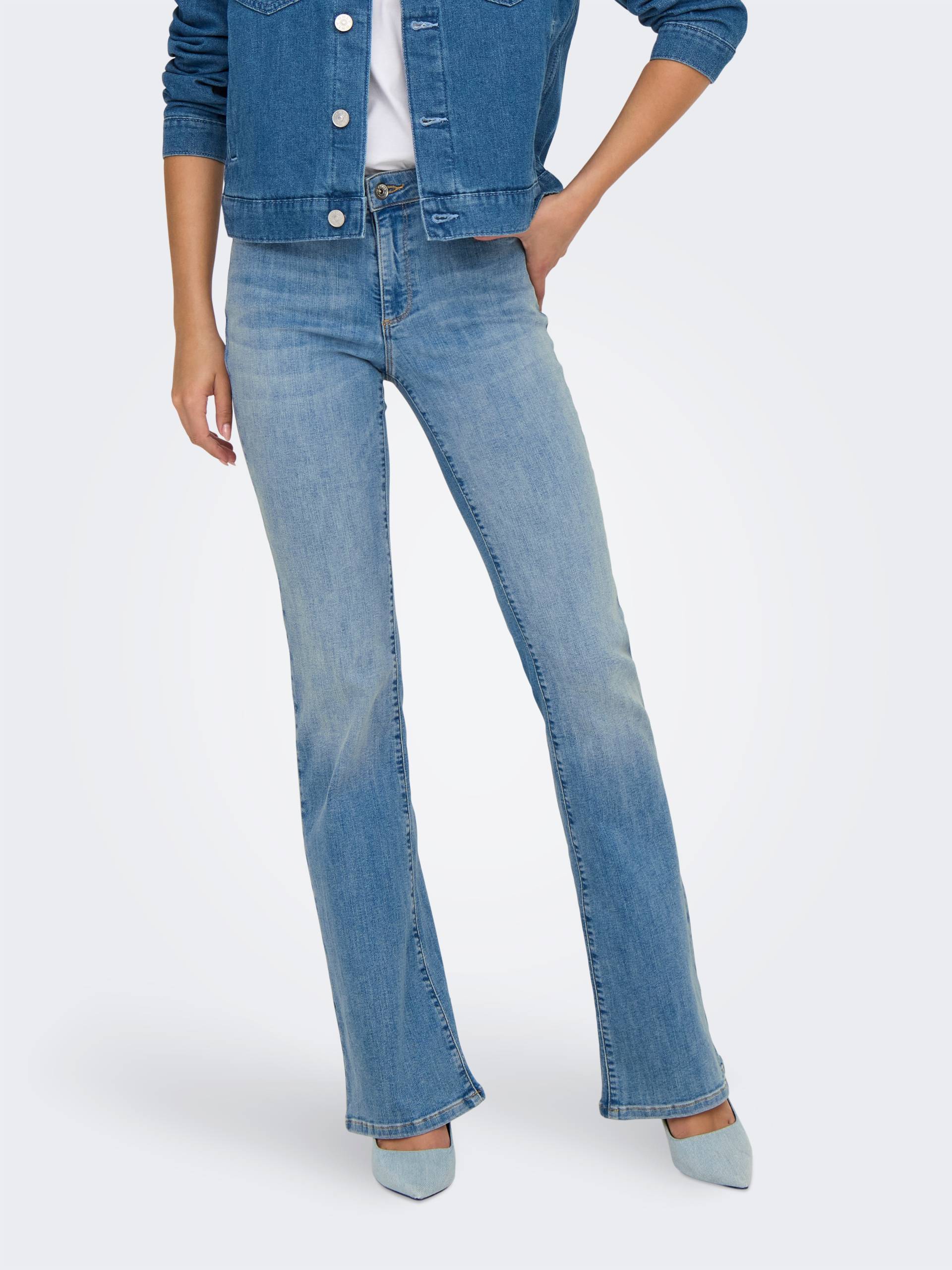 ONLY Bootcut-Jeans »ONLANN MID FLARED DNM SOO611 NOOS« ONLY Bootcut-Jeans »ONLANN MID FLARED DNM SOO611 NOOS« von Only