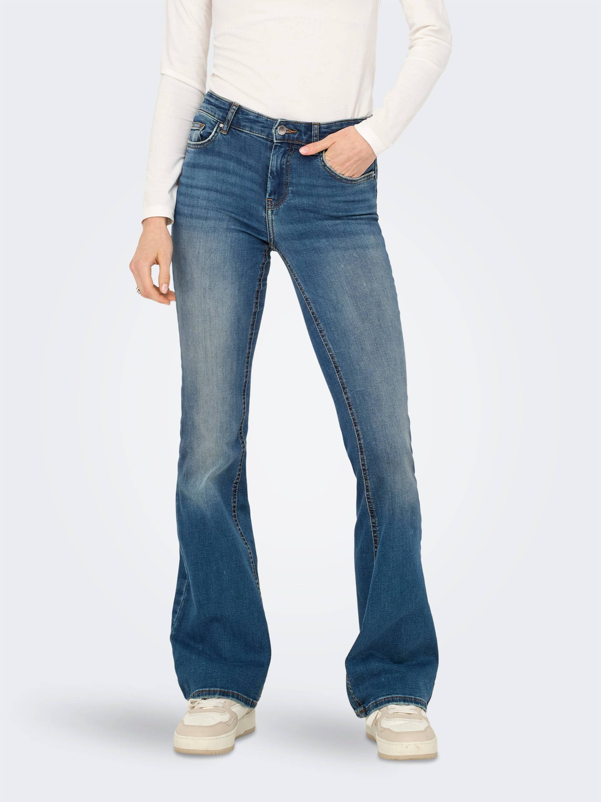 ONLY Bootcut-Jeans »ONLBLUSH MID FLARED DNM DOT741 NOOS« ONLY Bootcut-Jeans »ONLBLUSH MID FLARED DNM DOT741 NOOS« von Only