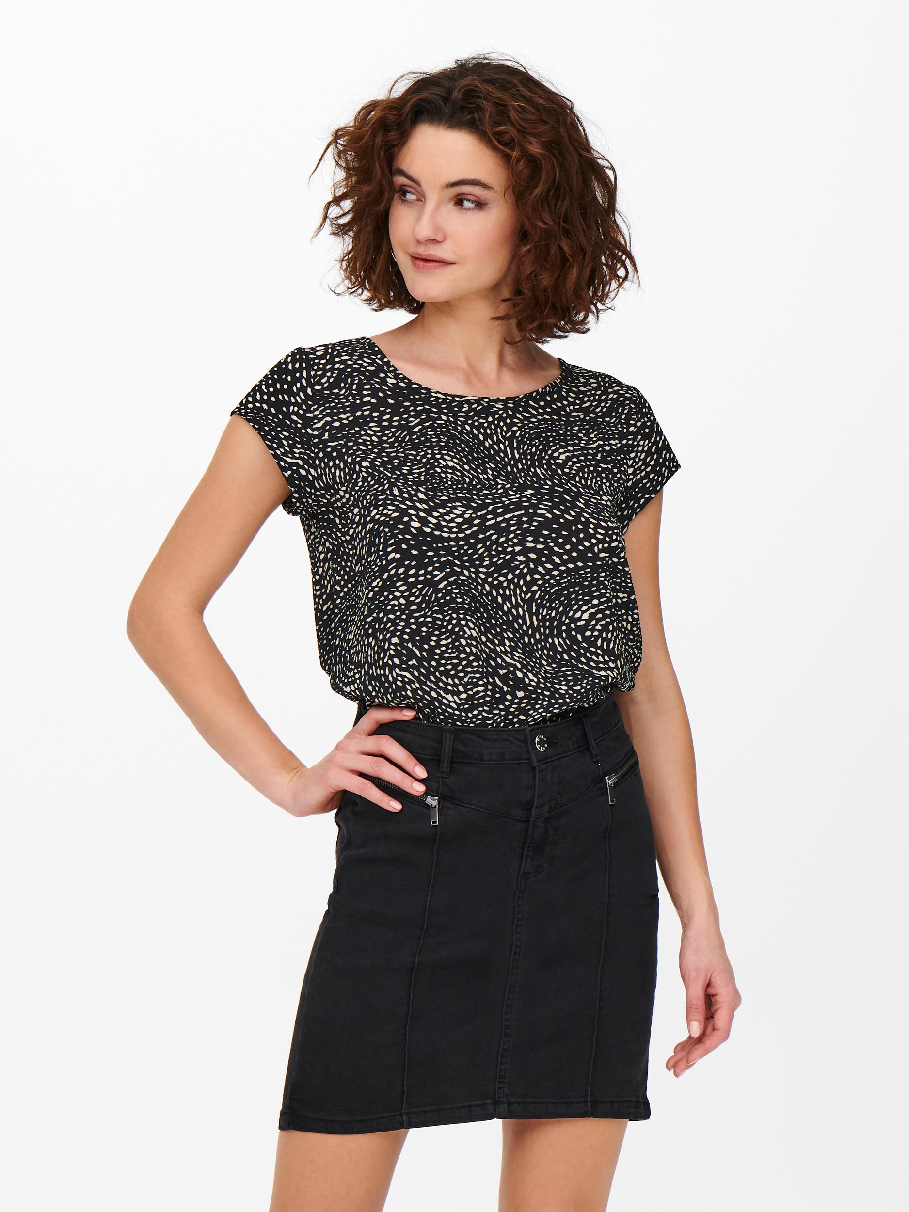 ONLY Shirtbluse »ONLVIC S/S AOP TOP NOOS PTM«, mit Allover Druck ONLY Shirtbluse »ONLVIC S/S AOP TOP NOOS PTM«, mit Allover Druck von Only
