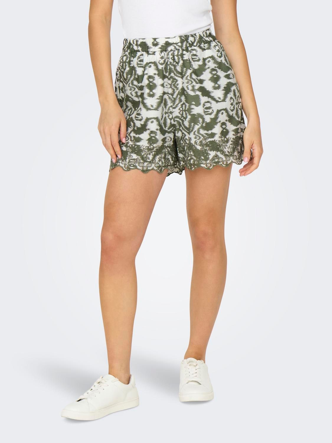 ONLY Shorts »ONLLOU EMB LOOSE SHORTS PTM« ONLY Shorts »ONLLOU EMB LOOSE SHORTS PTM« von Only
