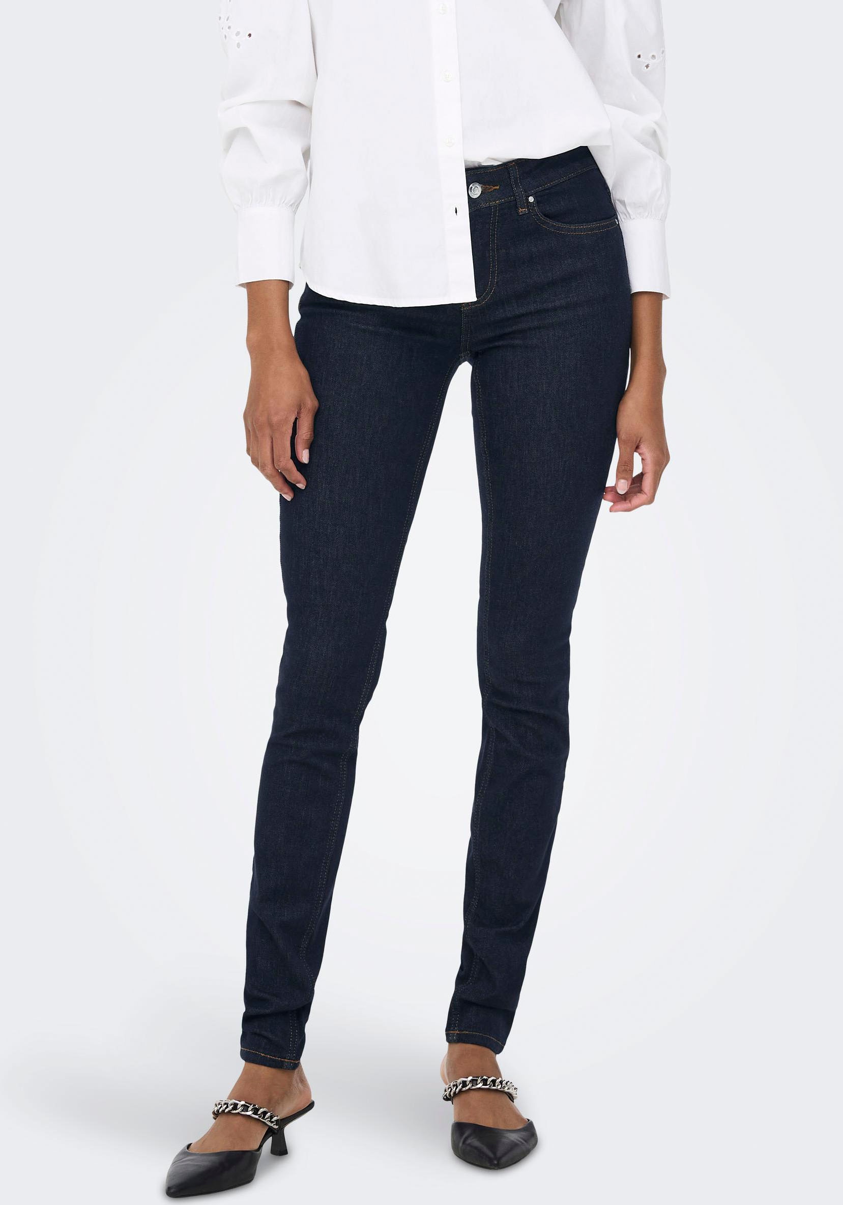 ONLY Skinny-fit-Jeans »ONLBLUSH MID SK STAYBLUE DNM REA023« von Only