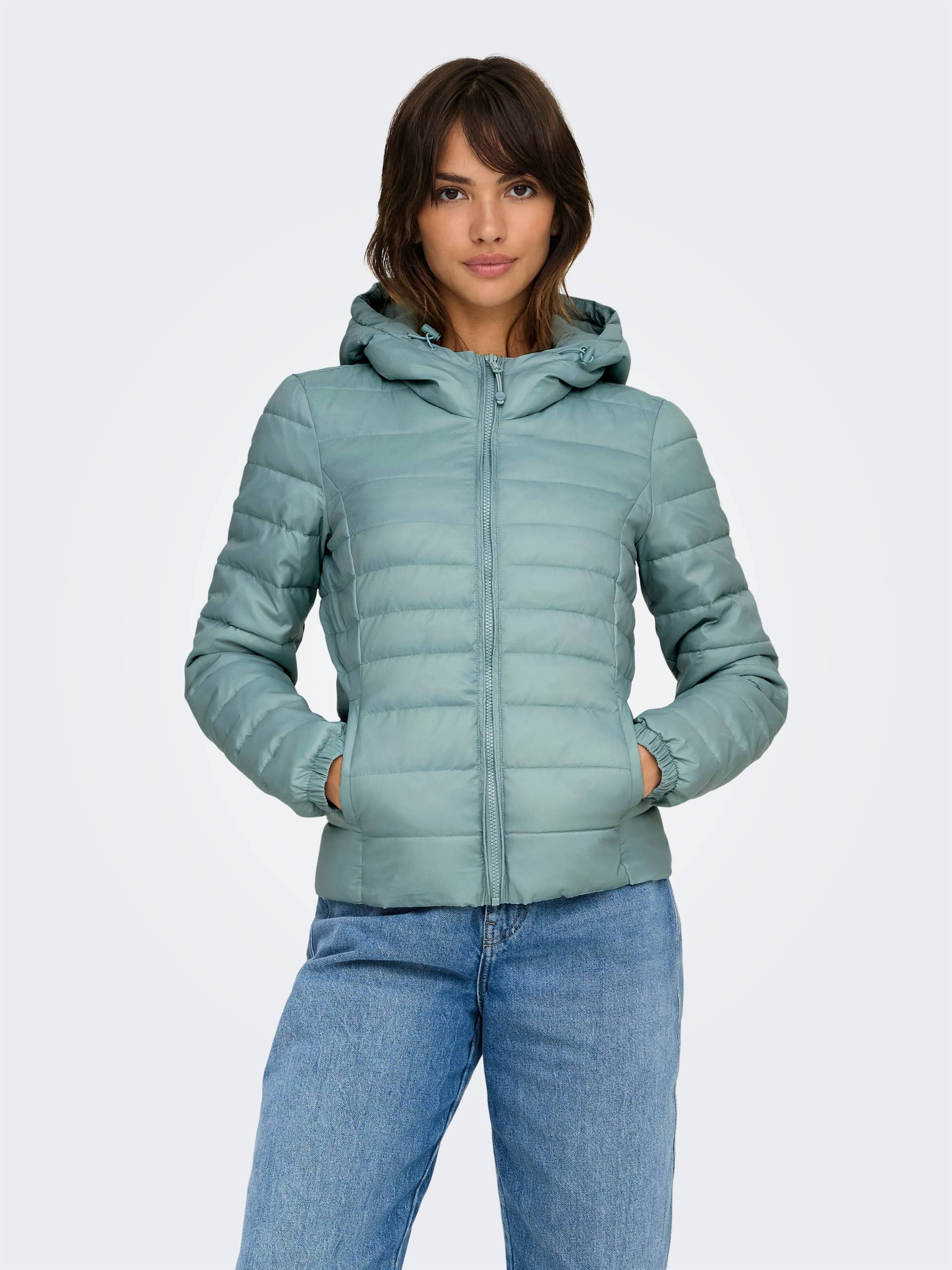 ONLY Steppjacke »ONLTAHOE HOOD JACKET OTW NOOS«, mit Kapuze, in modisch kurzer Form ONLY Steppjacke »ONLTAHOE HOOD JACKET OTW NOOS«, mit Kapuze, in modisch kurzer Form von Only