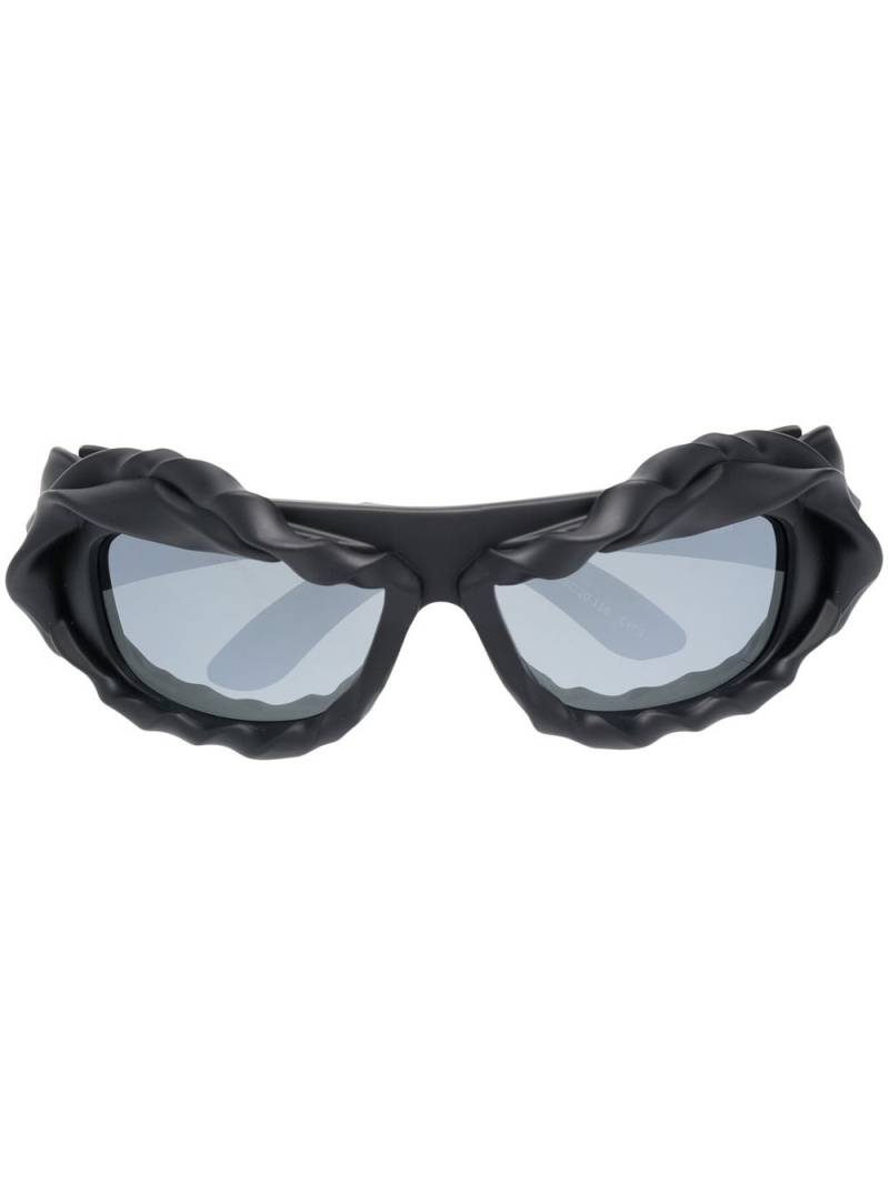 Ottolinger Twisted tinted sunglasses - Black von Ottolinger