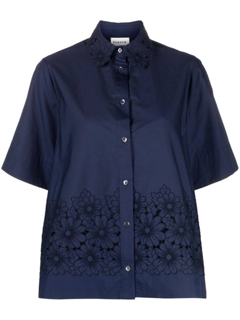 P.A.R.O.S.H. floral-embroidered short-sleeve shirt - Blue von P.A.R.O.S.H.