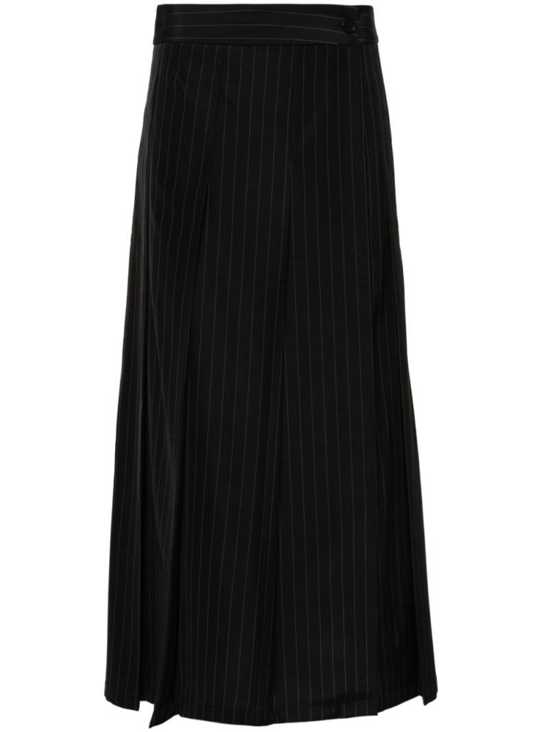 P.A.R.O.S.H. pinstriped pleated skirt - Black von P.A.R.O.S.H.