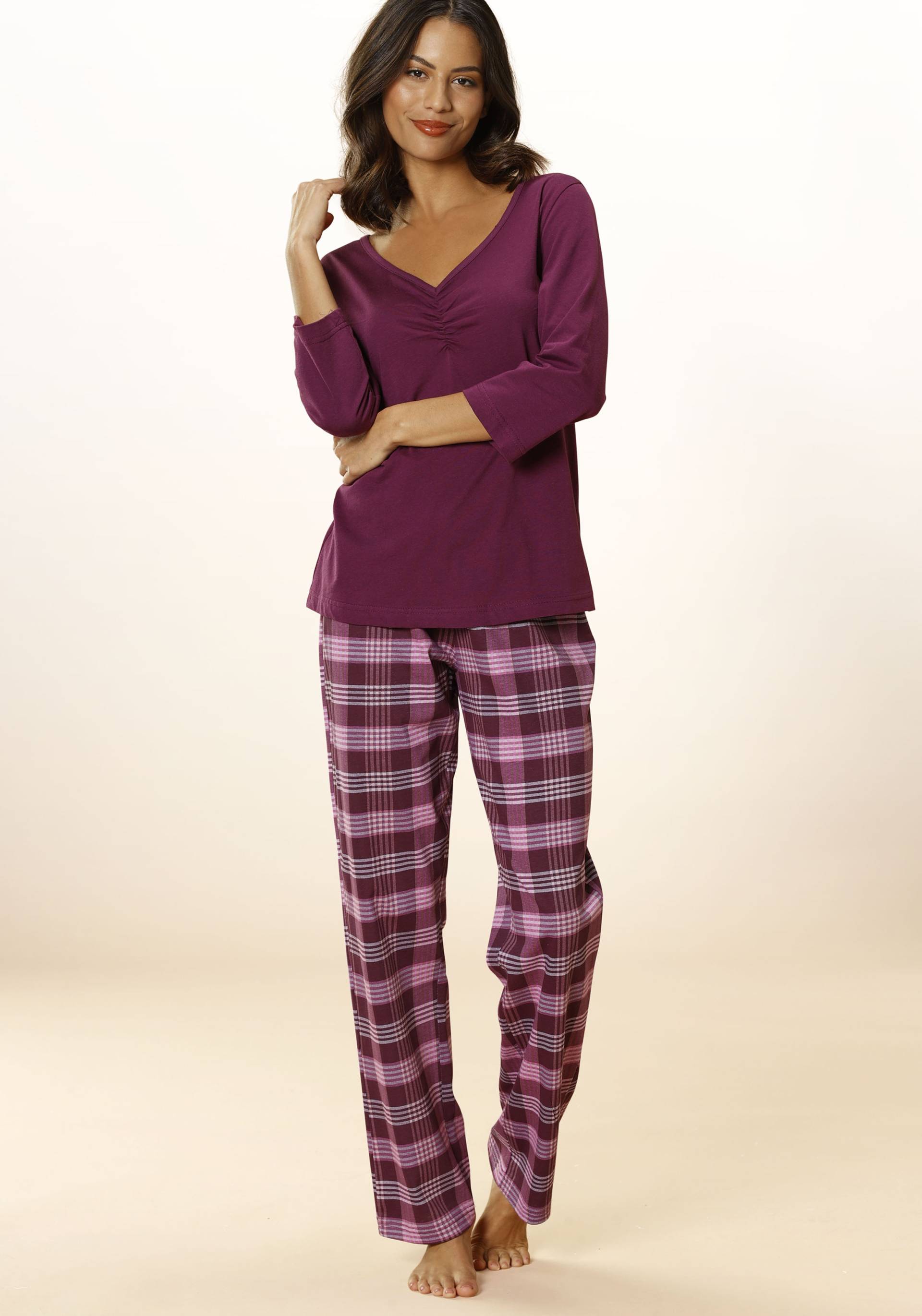Vivance Dreams Pyjama, (2 tlg.), mit karierter Hose Vivance Dreams Pyjama, (2 tlg.), mit karierter Hose von Vivance Dreams