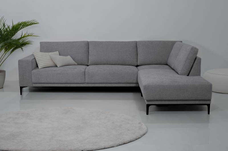 Places of Style Ecksofa »Xander, L-Form,«, Breite 289 cm, Webstoff, Soft-Touch Chenille, schwarze Metallfüssen von PLACES OF STYLE